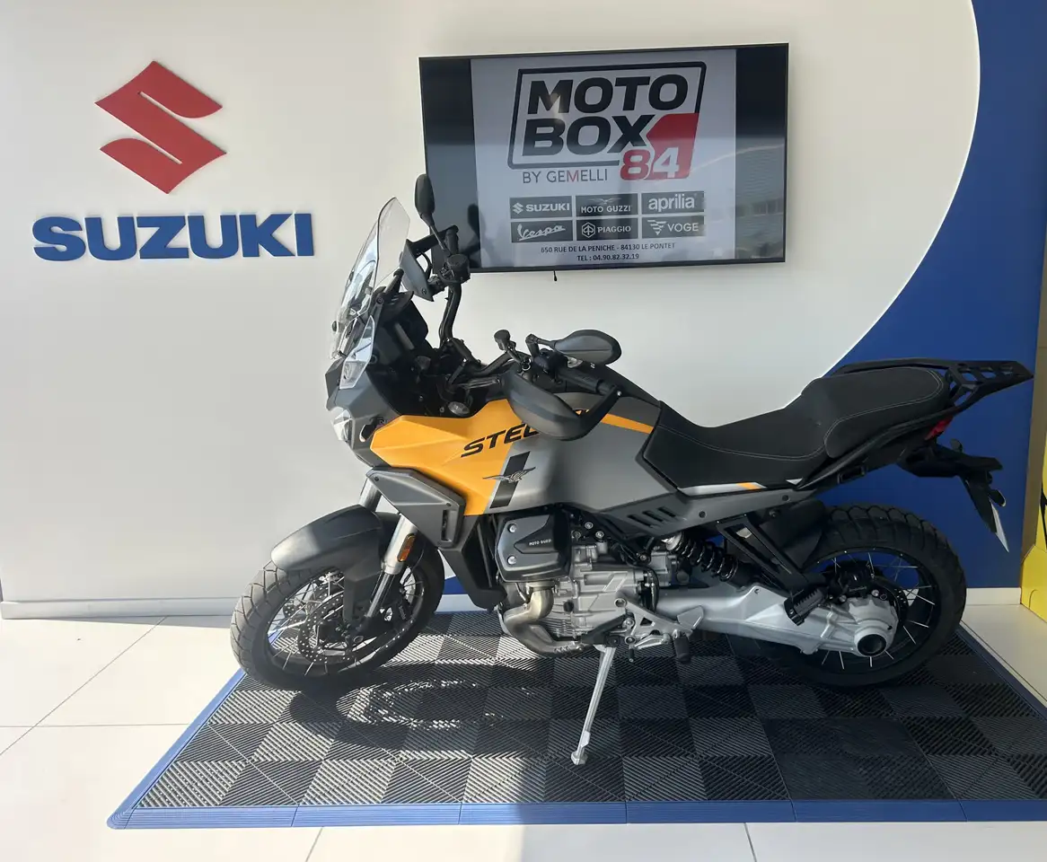 Moto Guzzi Stelvio