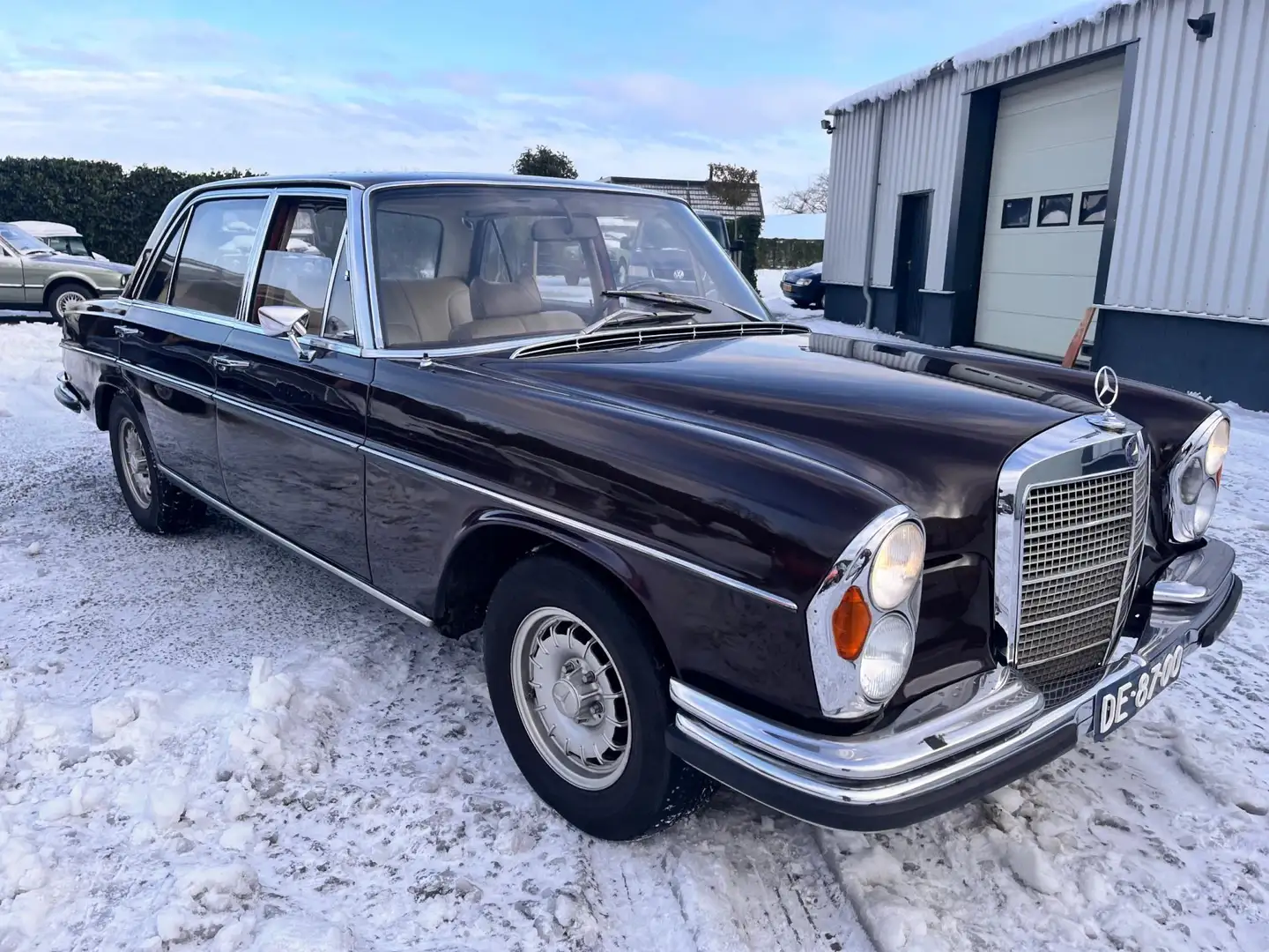 Mercedes-Benz 300 Sel Braun - 2