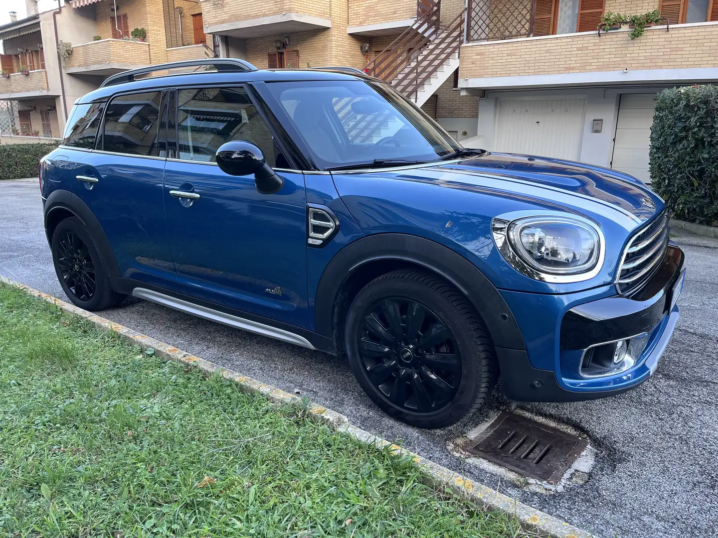 MINI Countryman D 2.0d 150cv all4 auto pack hype e jungle Albastru - 2