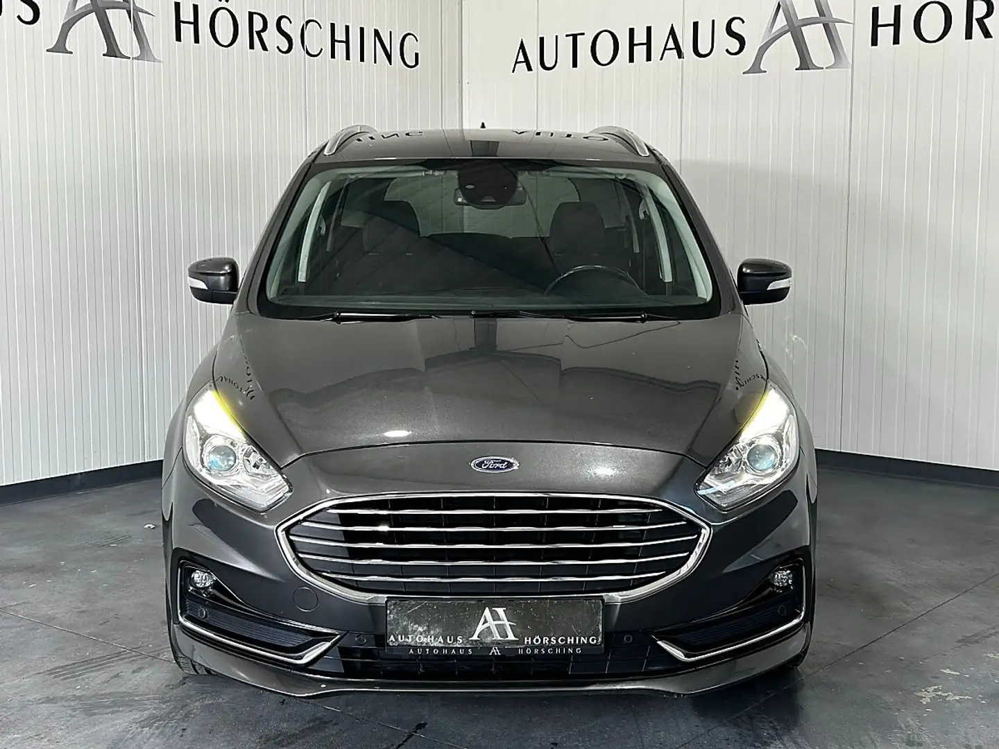 Ford Galaxy 2,0 EcoBlue SCR Titanium Aut./// 7-SITZER/// Grau - 2