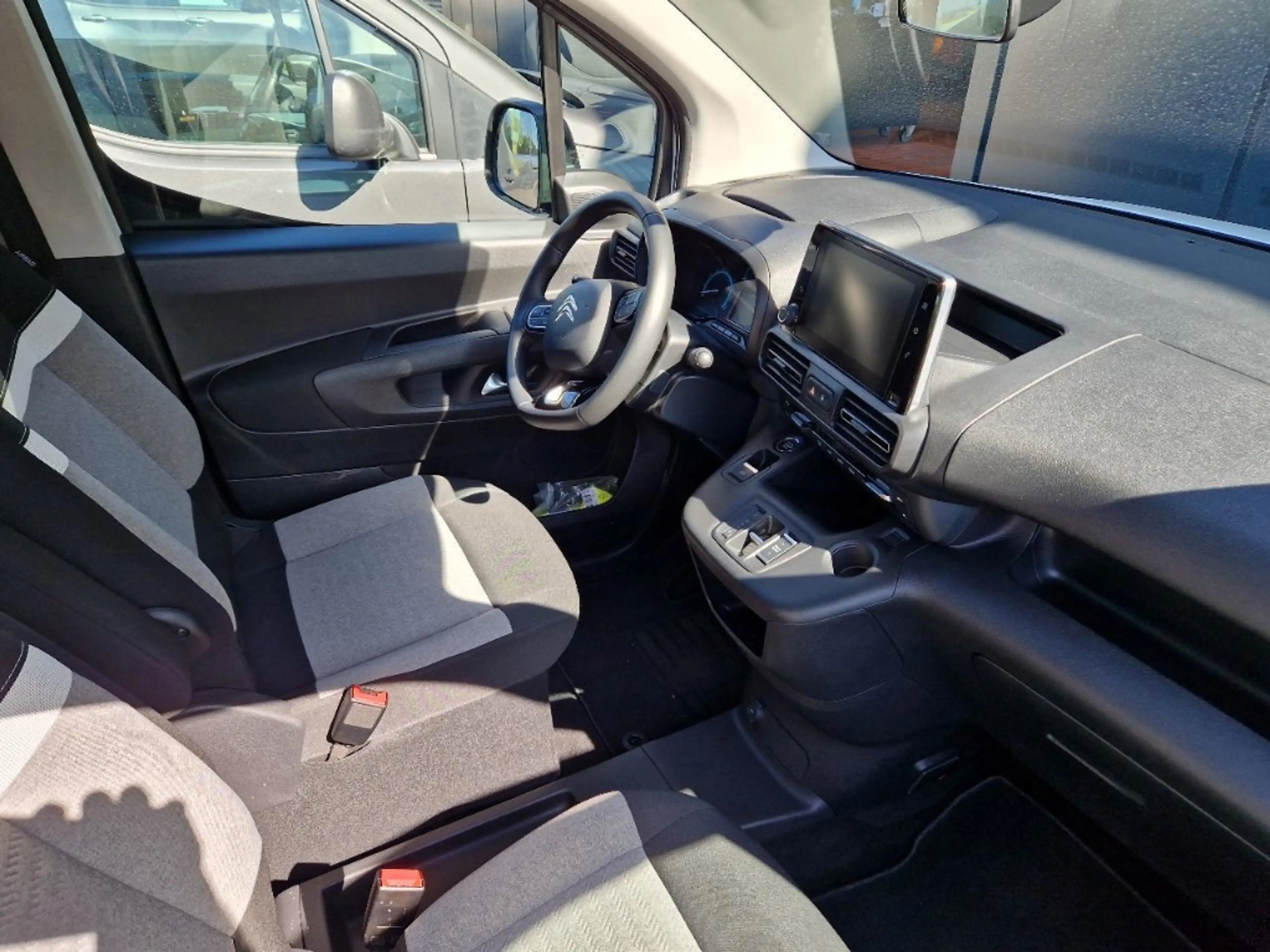 Citroen Berlingo M Feel 11kw Shz Kamera Tempomat — photo 4