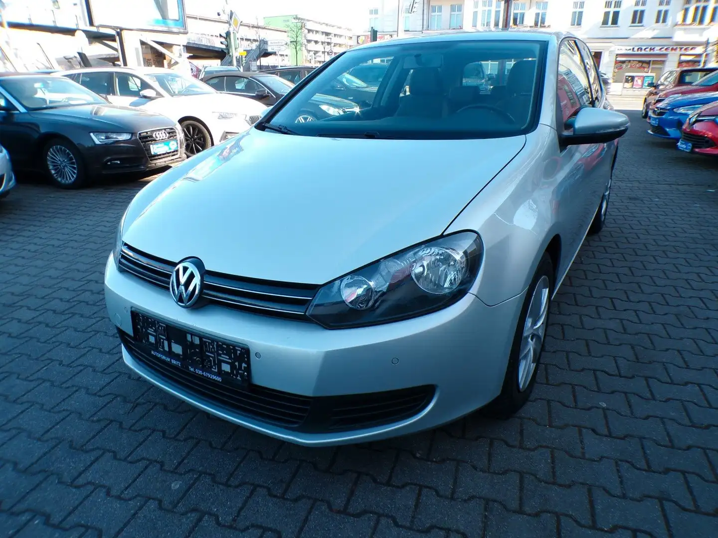 Volkswagen Golf 1.4 TSI DSG 90 kW Comfortline Silber - 1