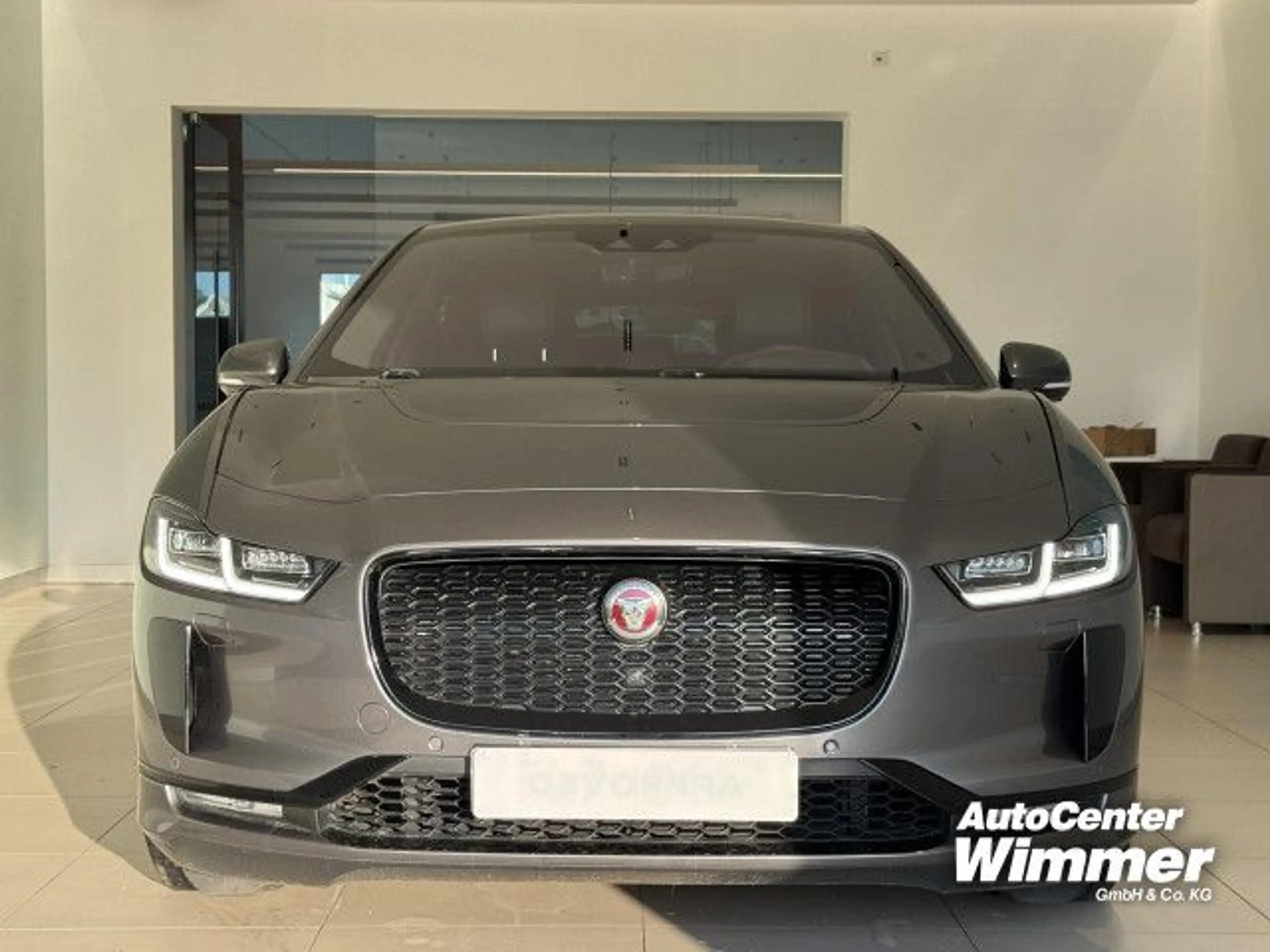 Jaguar I-Pace EV400 AWD SE BlackPack Luftfederung HUD LED — photo 8