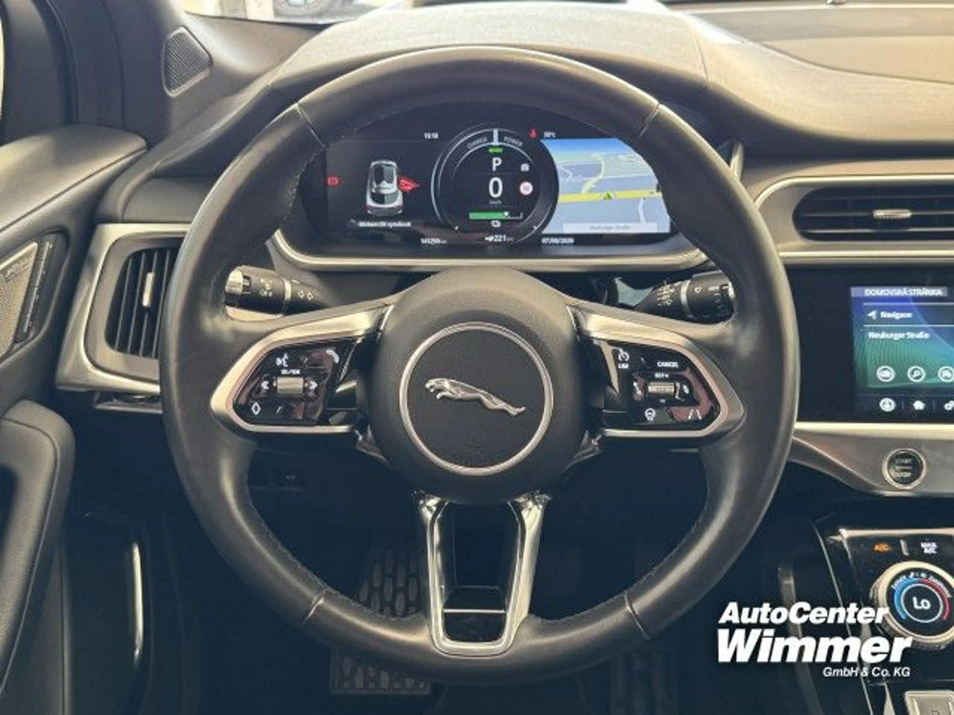Jaguar I-Pace EV400 AWD SE BlackPack Luftfederung HUD LED — photo 10