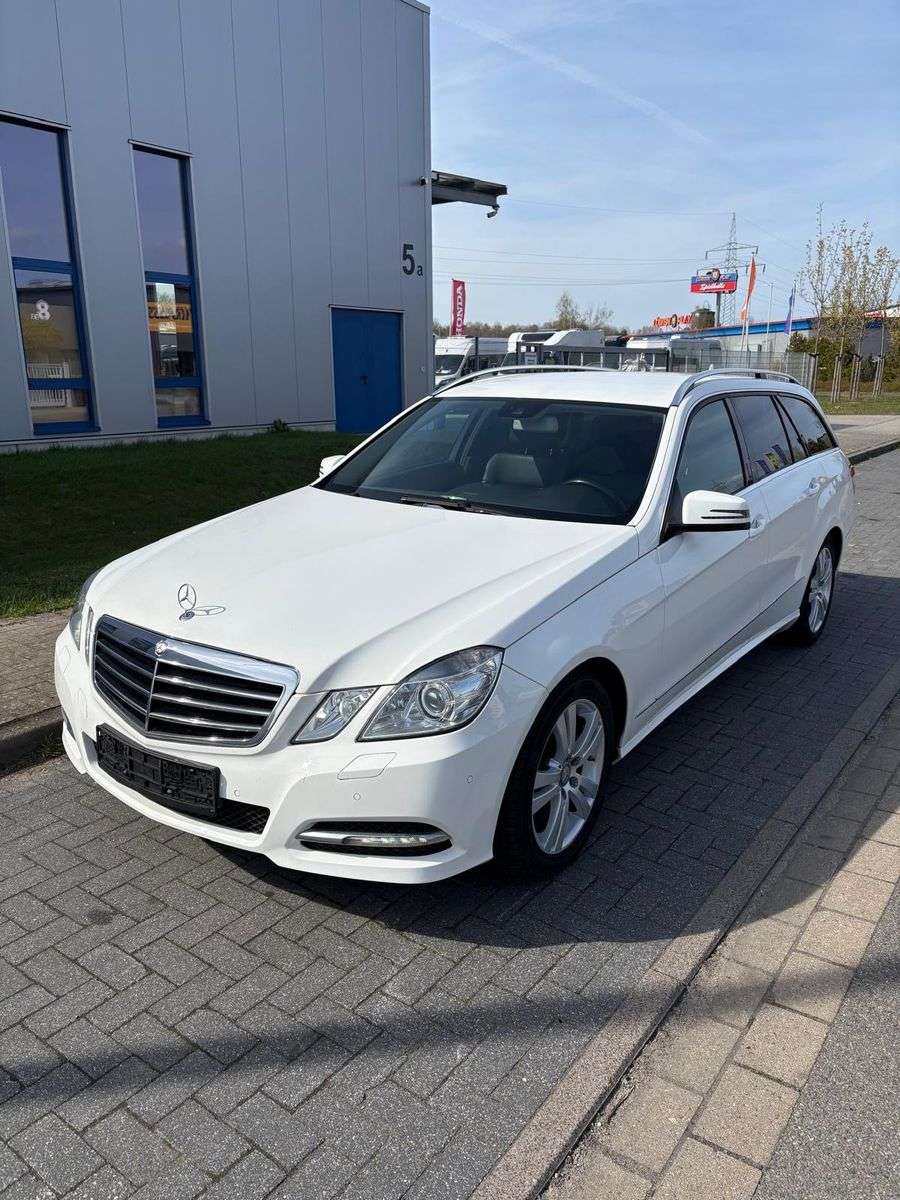 Second hand Mercedes Benz E-Class 