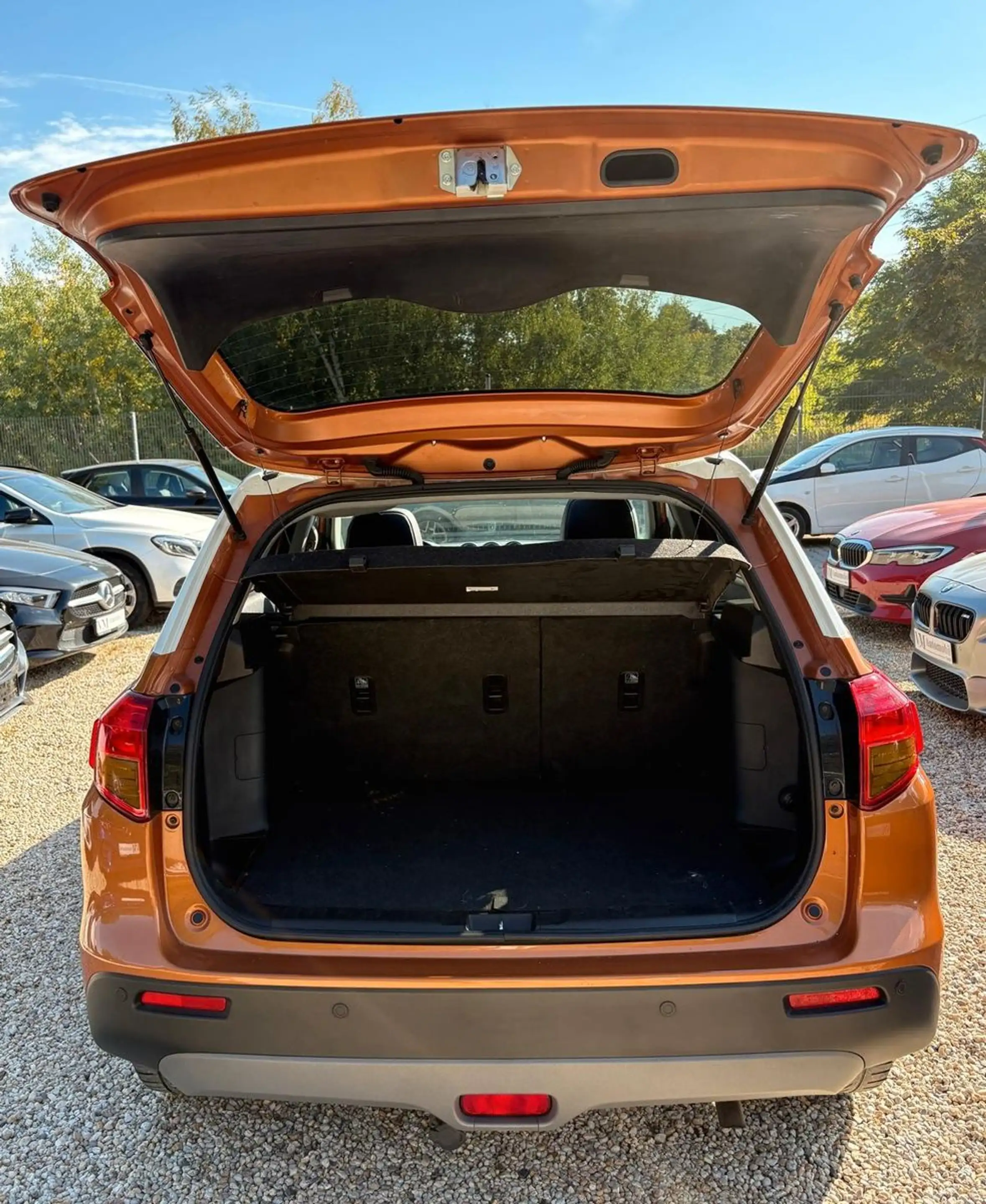 Suzuki Vitara 4x4 Automatik Pano*ACC*Navi*SitzHz. — photo 13