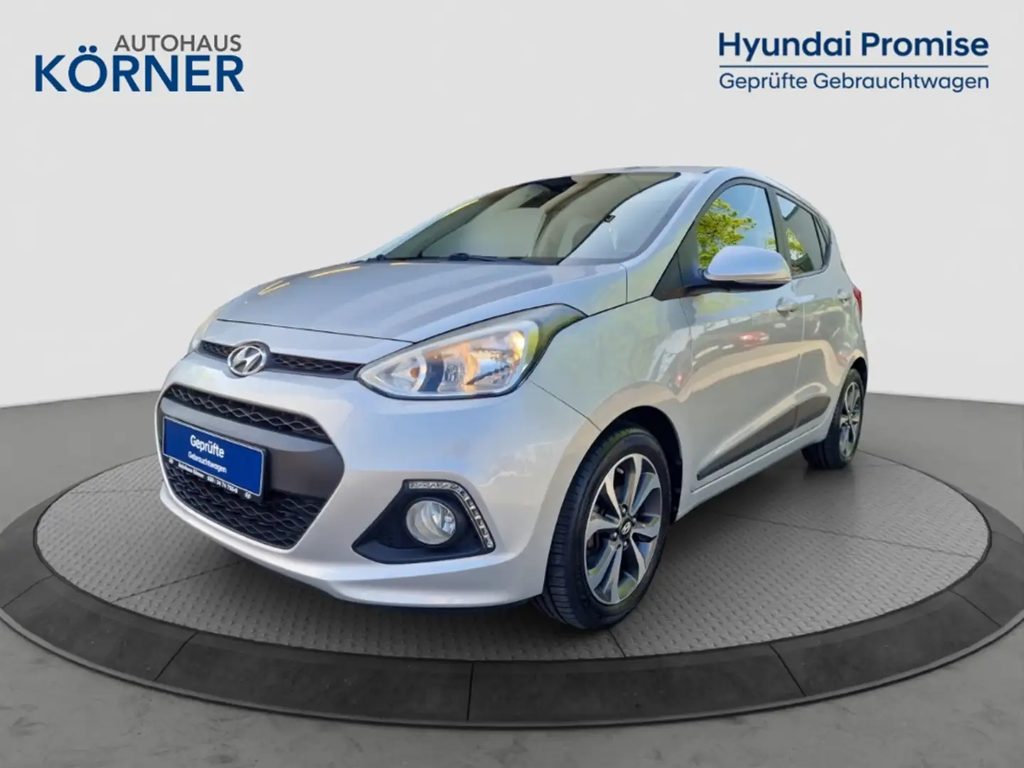 Hyundai i10 YES! 1.2 *SITZHZG*LENKRADHZG*KLIMA* Silber - 2