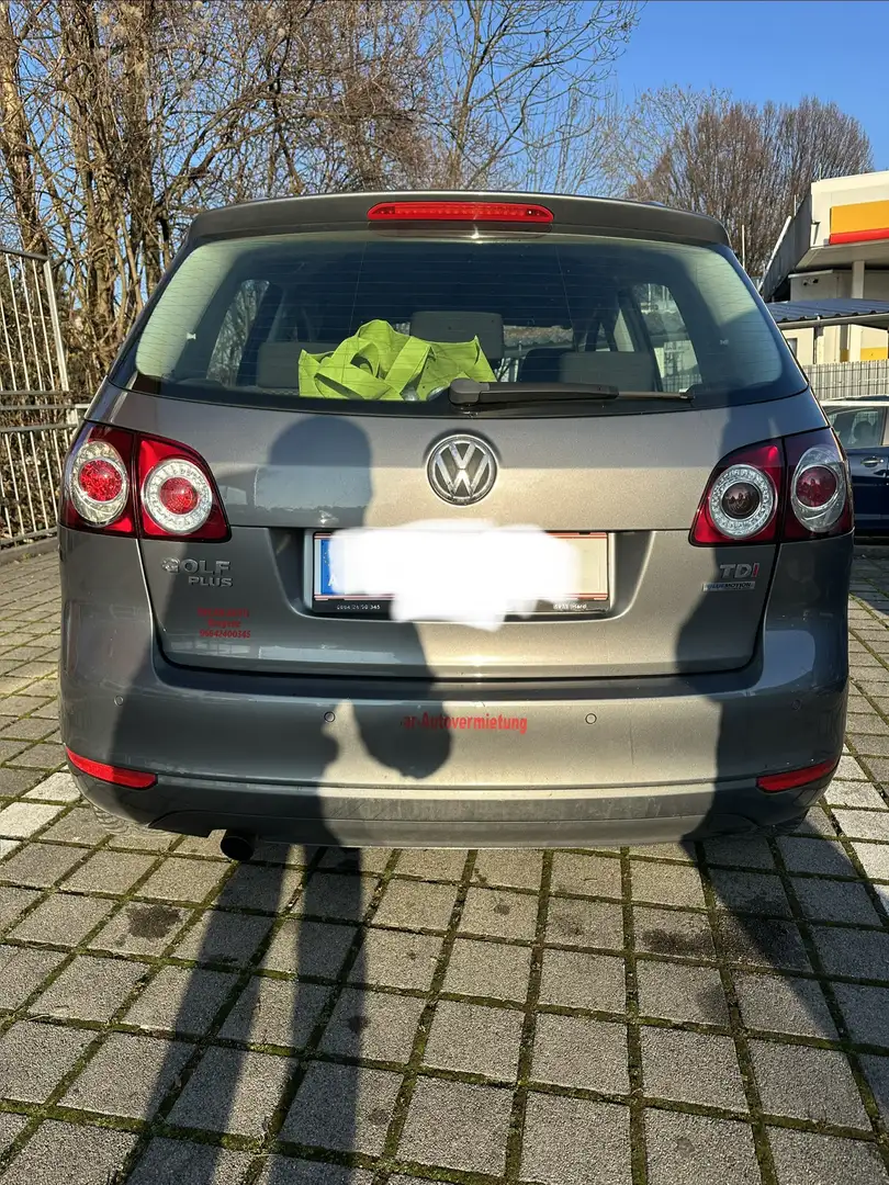 Volkswagen Golf Plus Highline 1,6 TDI DPF DSG - 2