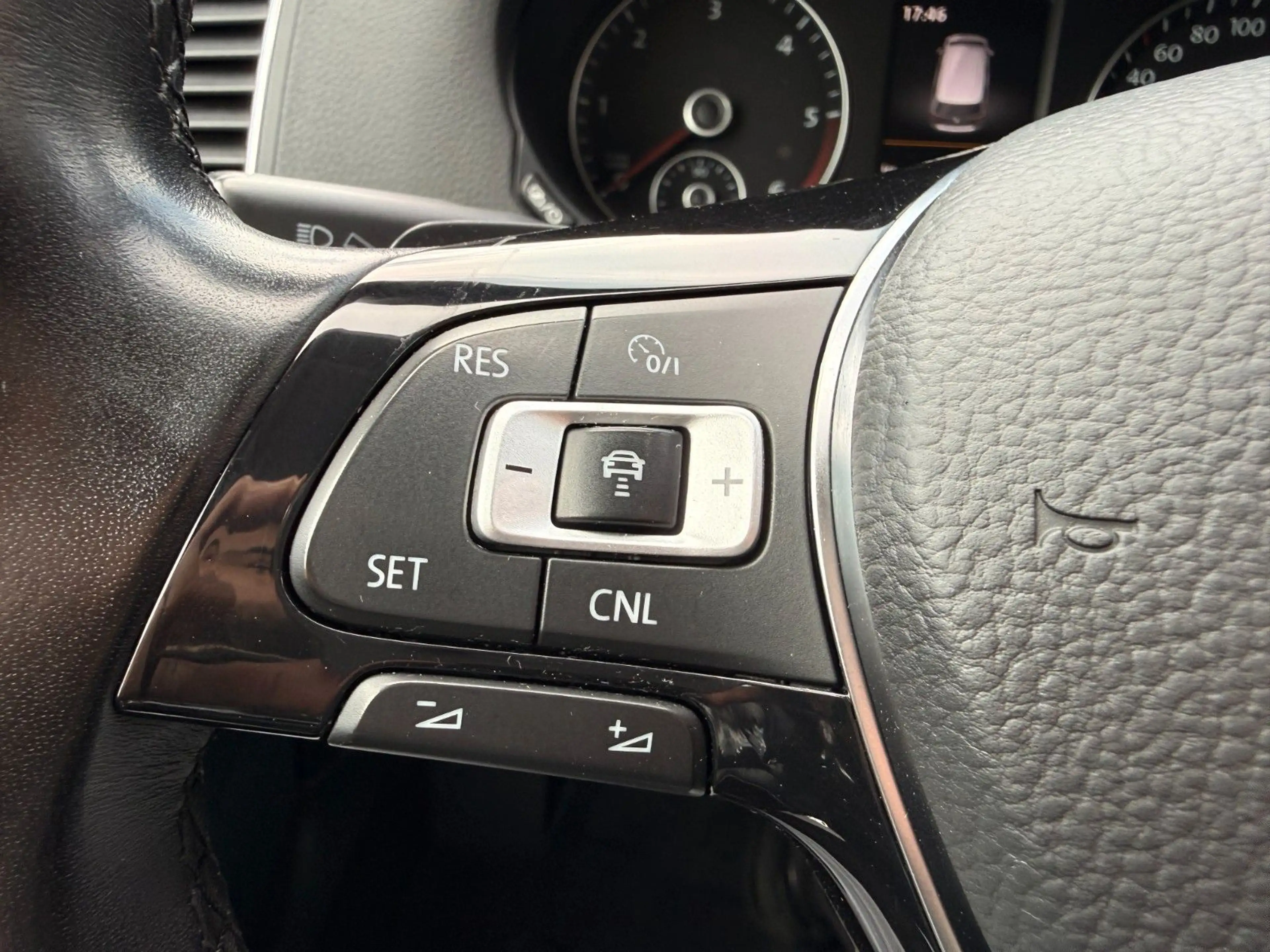 Volkswagen Sharan 2.0 TDI Highline | 4Motion | 7 Sitze — photo 13