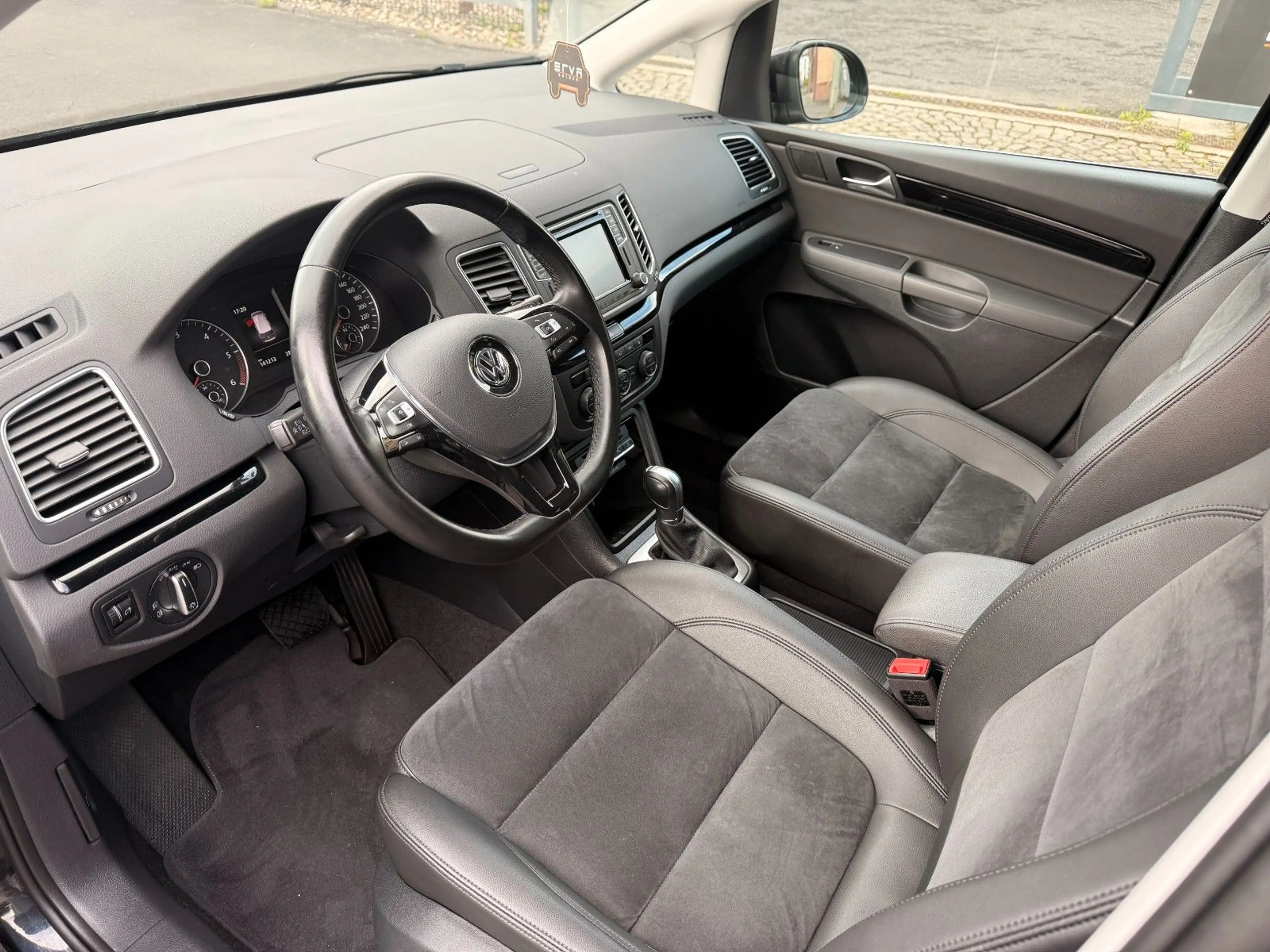 Volkswagen Sharan 2.0 TDI Highline | 4Motion | 7 Sitze — photo 10