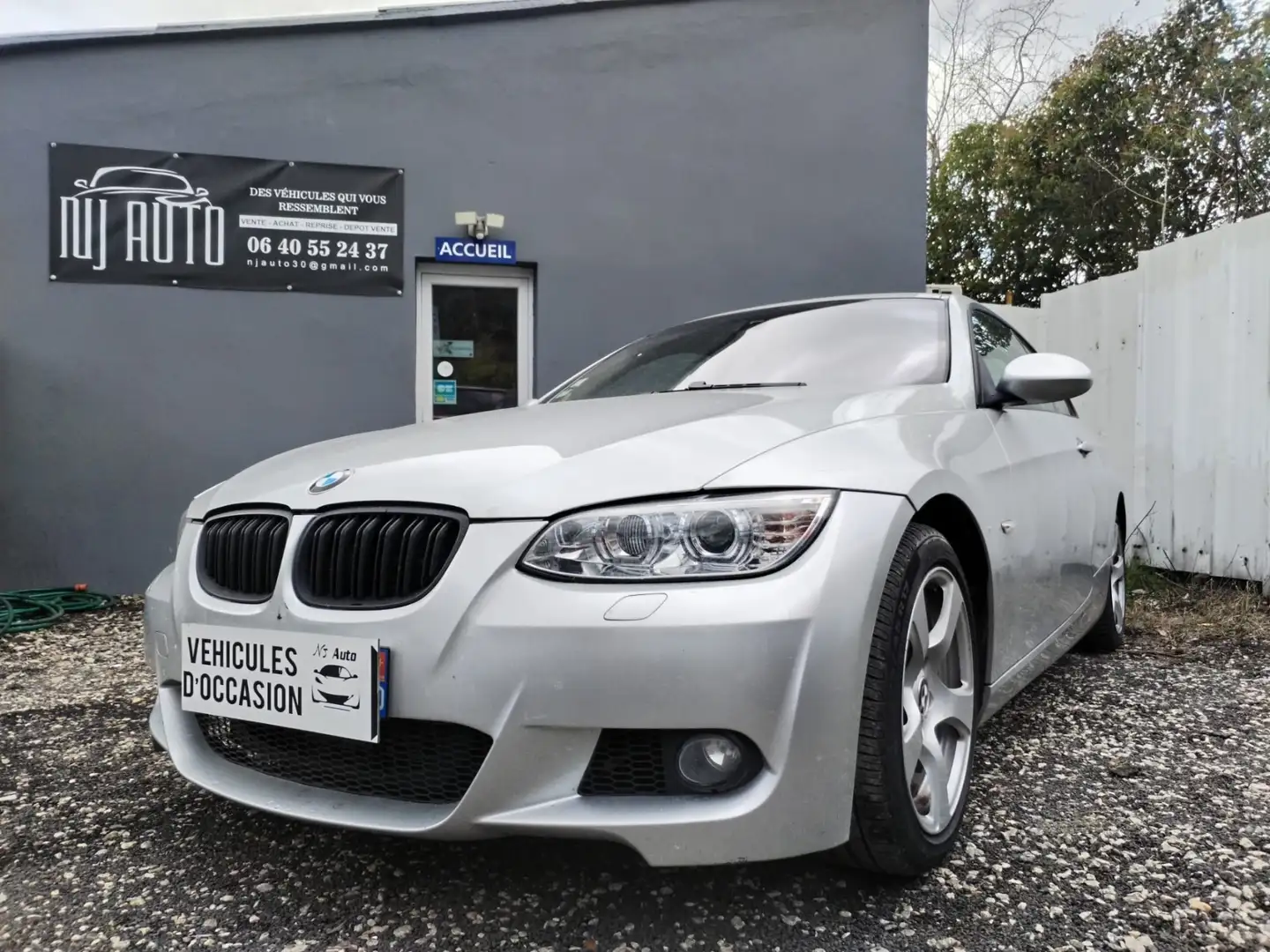 BMW 320 320d 177ch Confort Gris - 1