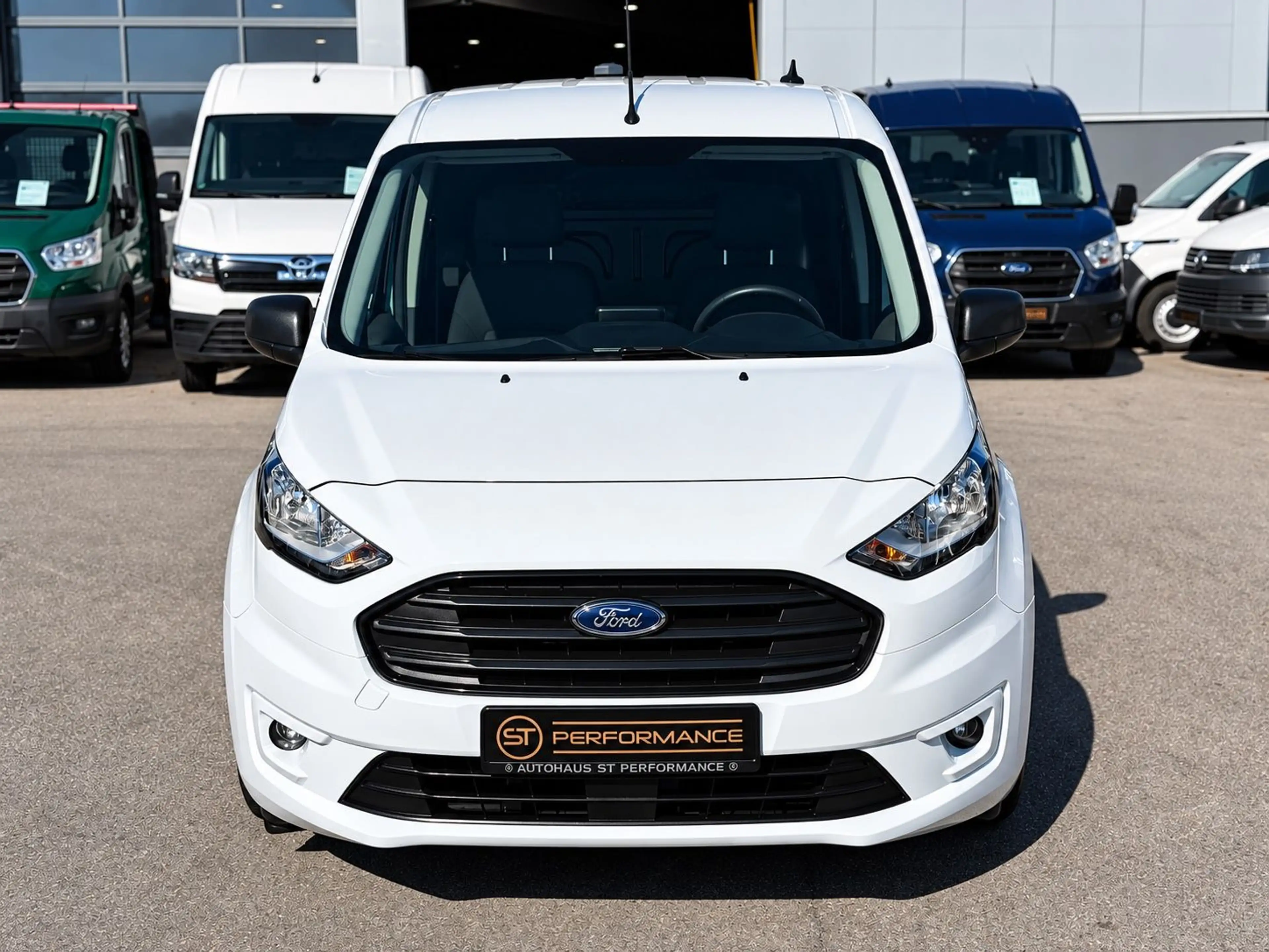 Ford Transit Connect Lang L2 KLIMA AHK NAVI SHZ 1HAND — photo 2