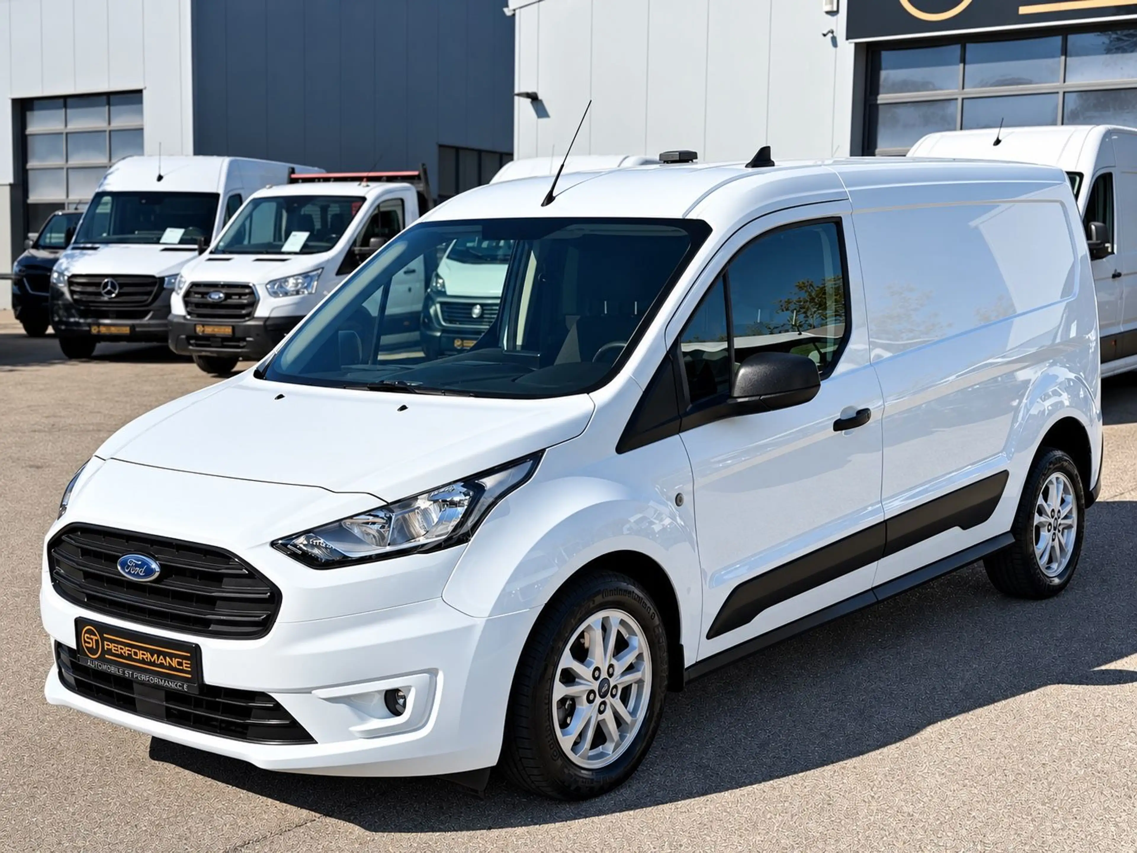 Ford Transit Connect Lang L2 KLIMA AHK NAVI SHZ 1HAND