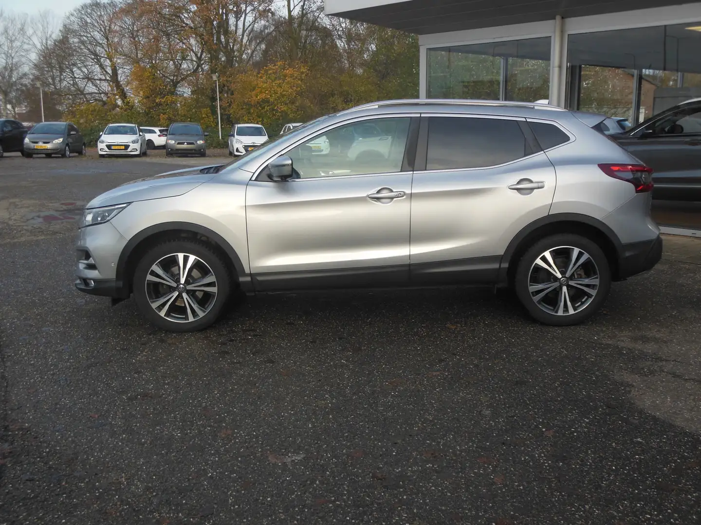 Nissan Qashqai 1.2 Tekna + Staat in Hardenberg Grau - 2