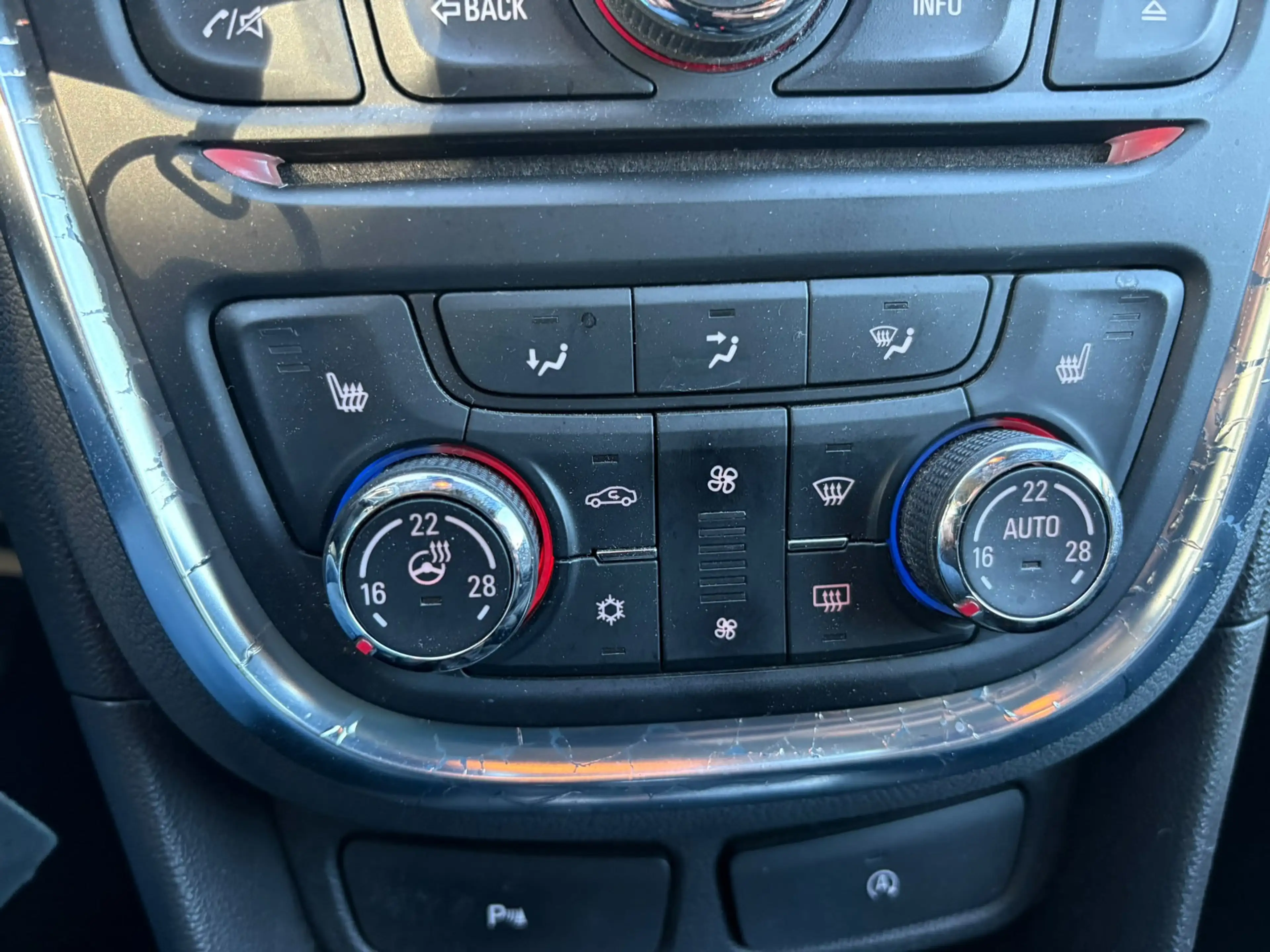 Opel Mokka 1.4 T Innovation Nieuwe Distributie Ketting Airco — photo 13