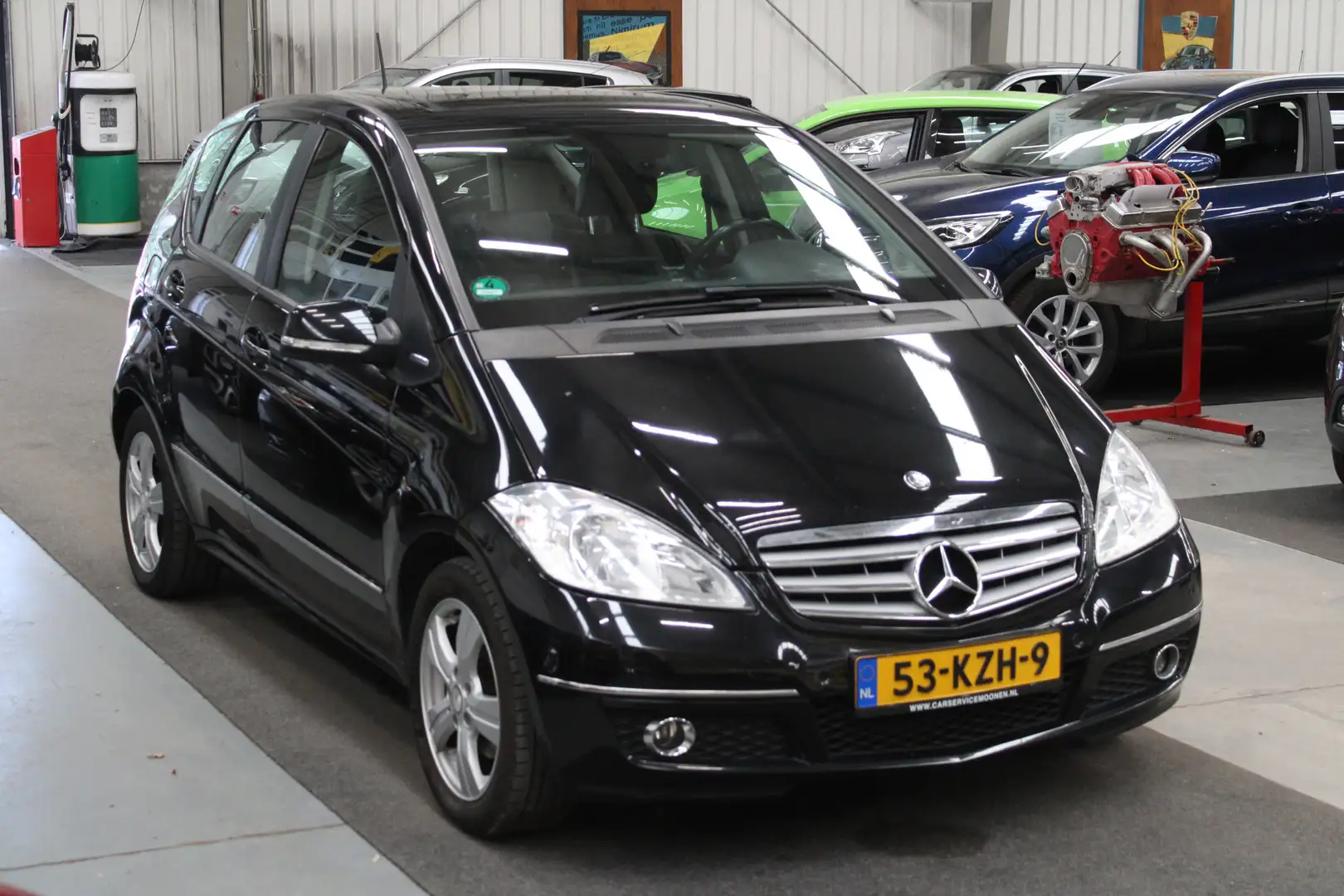 Mercedes-Benz A 180 BlueEFFICIENCY Avantgarde NAP, Airco, Cruise contr Zwart - 2