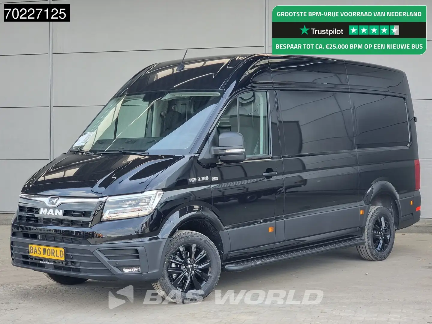 MAN TGE 3.180 180PK Automaat Black Edition L3H3 LED LM vel Negro - 1