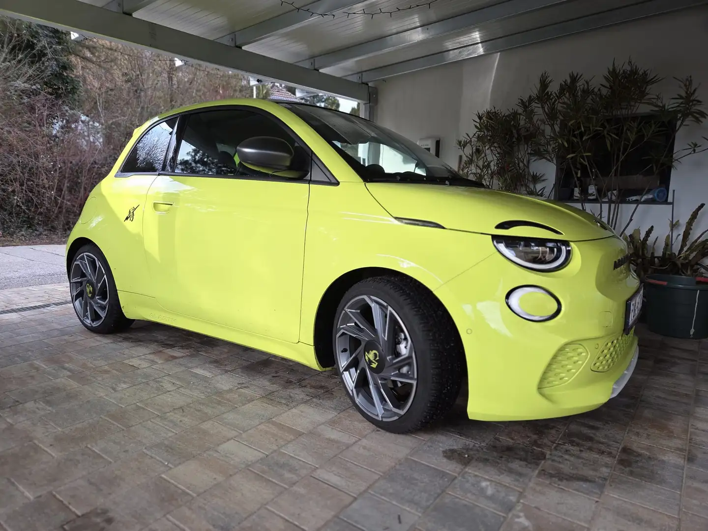 Abarth 500e Abarth 500e Scorpionissima Scorpionissima Gelb - 1