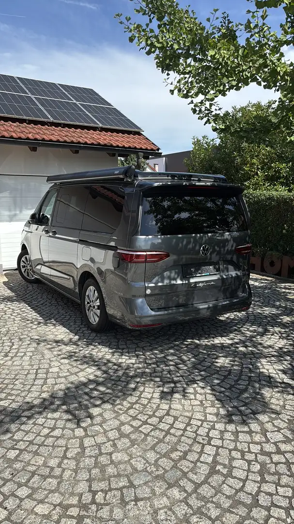 Volkswagen T7 California Braun - 1
