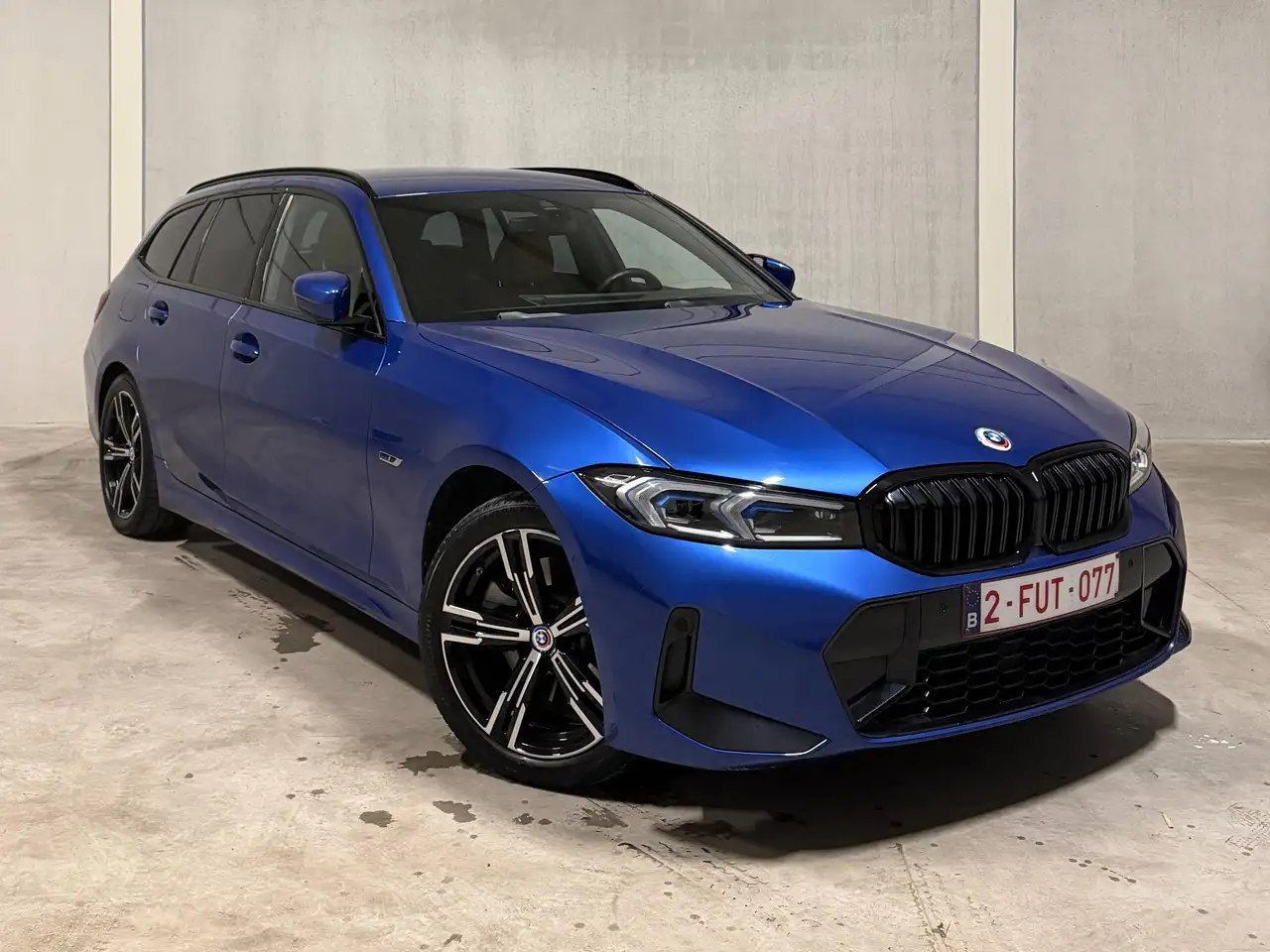BMW 330