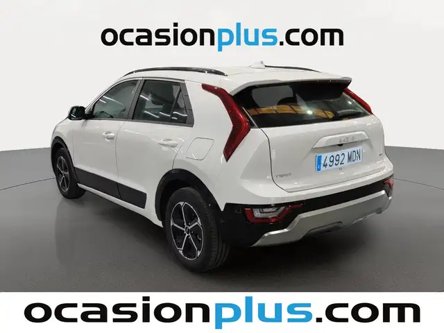 Kia Niro view 4
