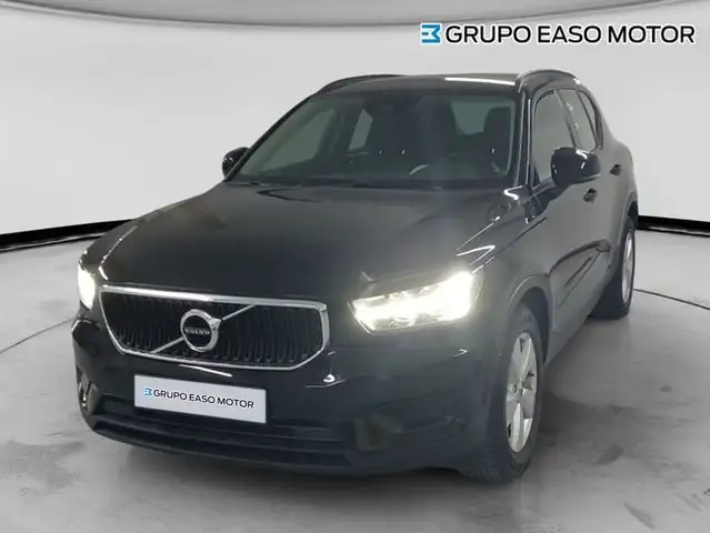 Volvo XC40 1.5 T2 MOMENTUM CORE 129 5P