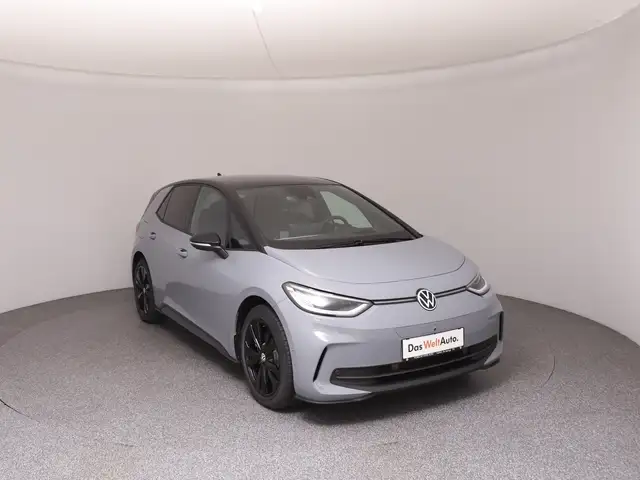Volkswagen Id.3 view 3