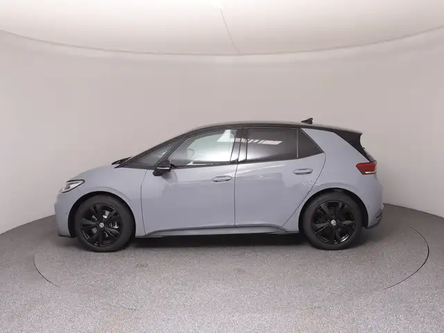 Volkswagen Id.3 view 8