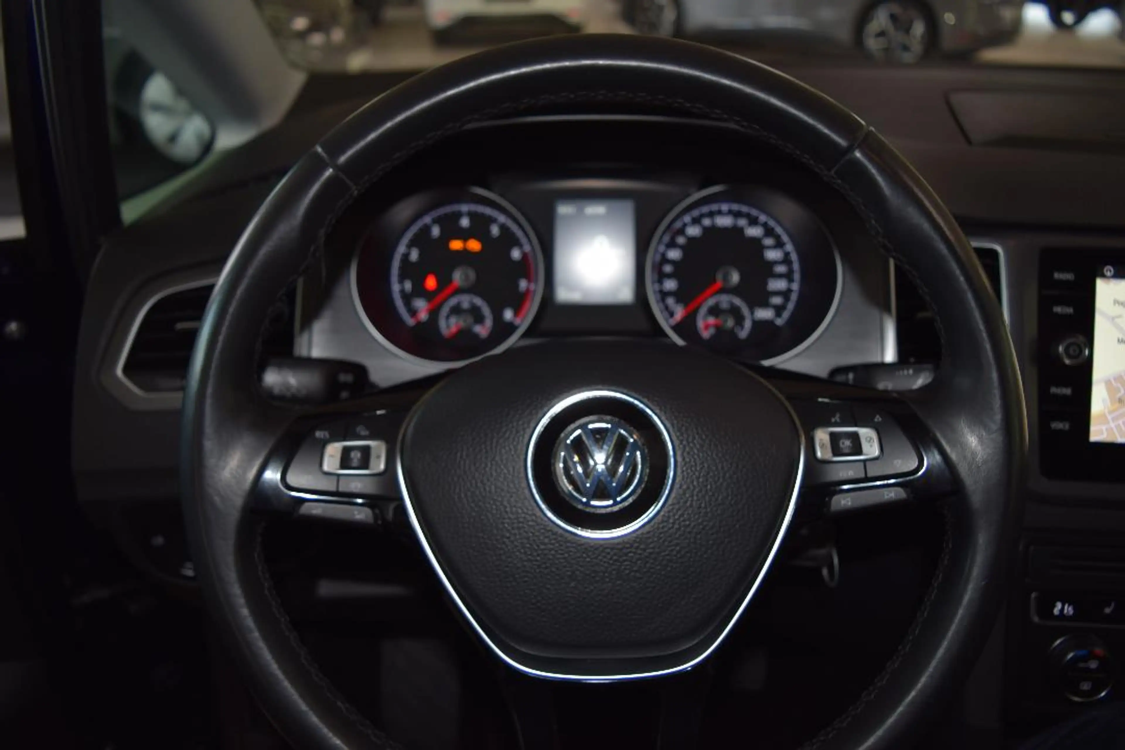 Volkswagen Golf Sportsvan Comfortline 1.5 TSI AHK Navi ACC LED — photo 21