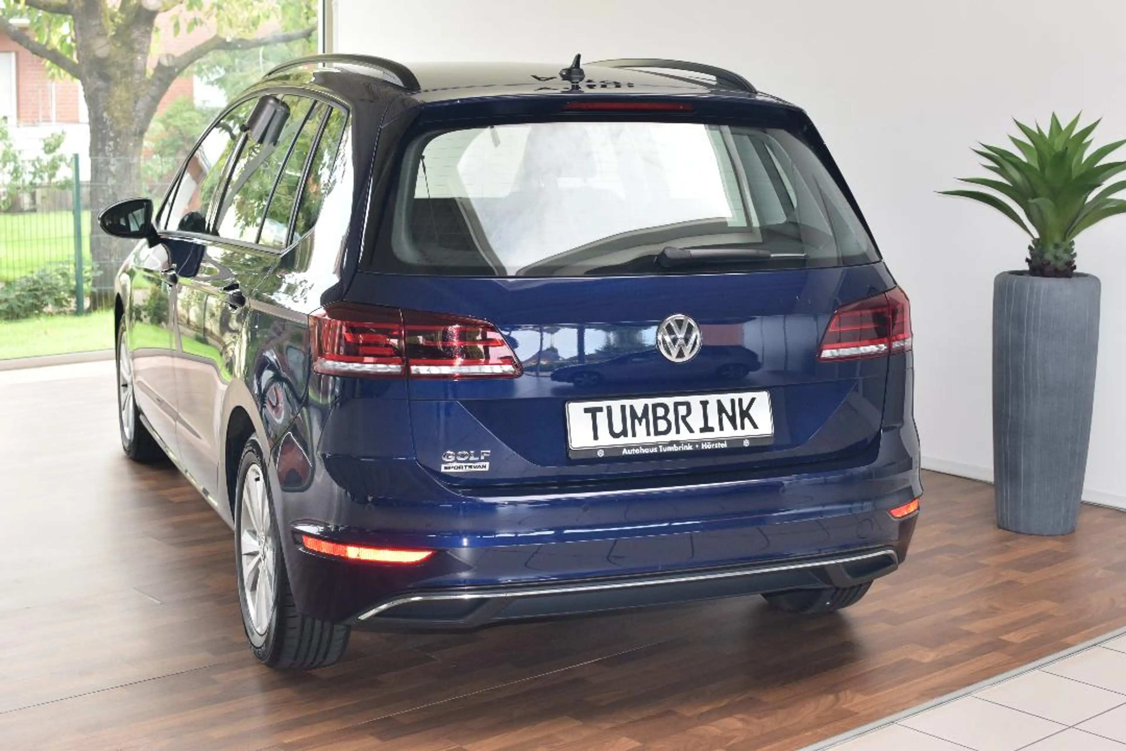 Volkswagen Golf Sportsvan Comfortline 1.5 TSI AHK Navi ACC LED — photo 7