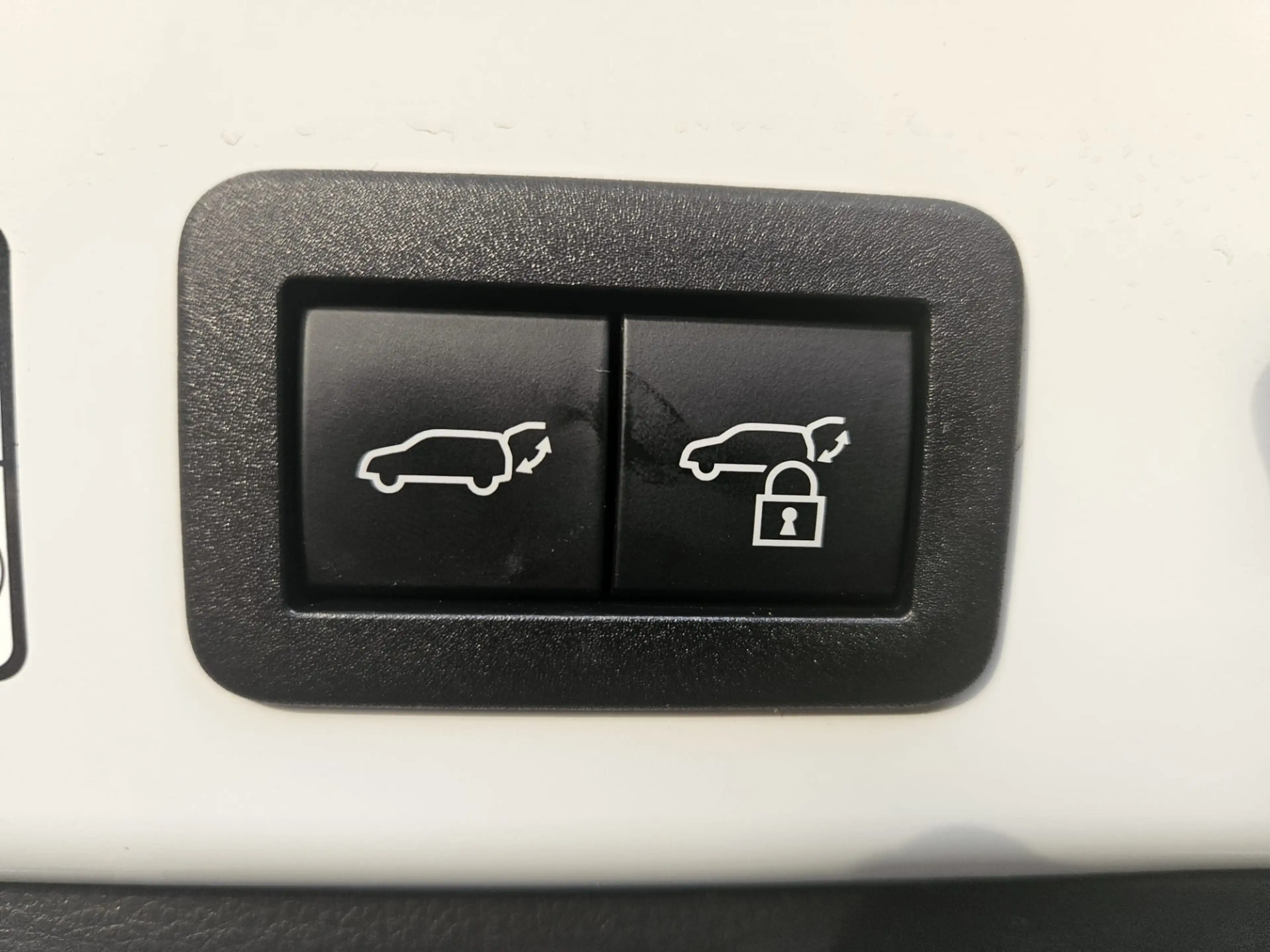Toyota Corolla Cross Hybrid 140 Style Limeted Stuurverwarming,elektrisc — photo 24