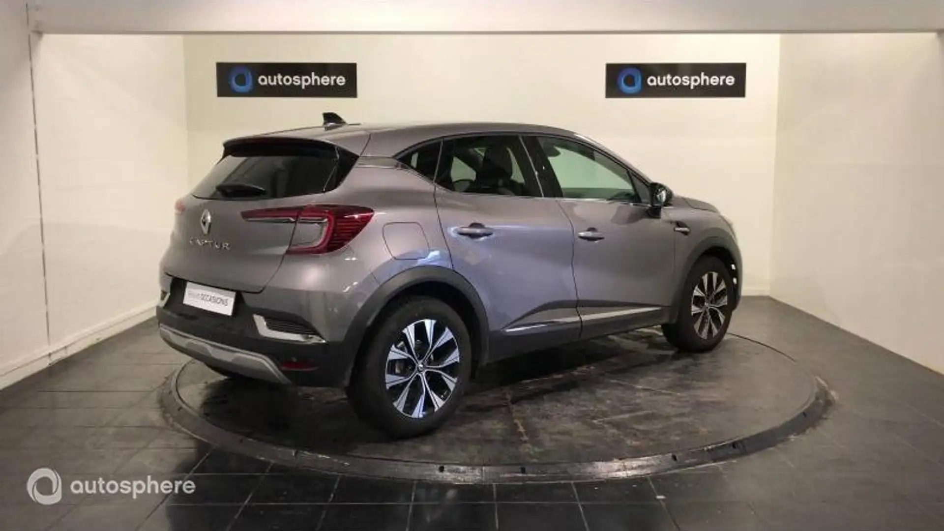 Renault Captur 1.3 TCe mild hybrid 140ch Techno - 2