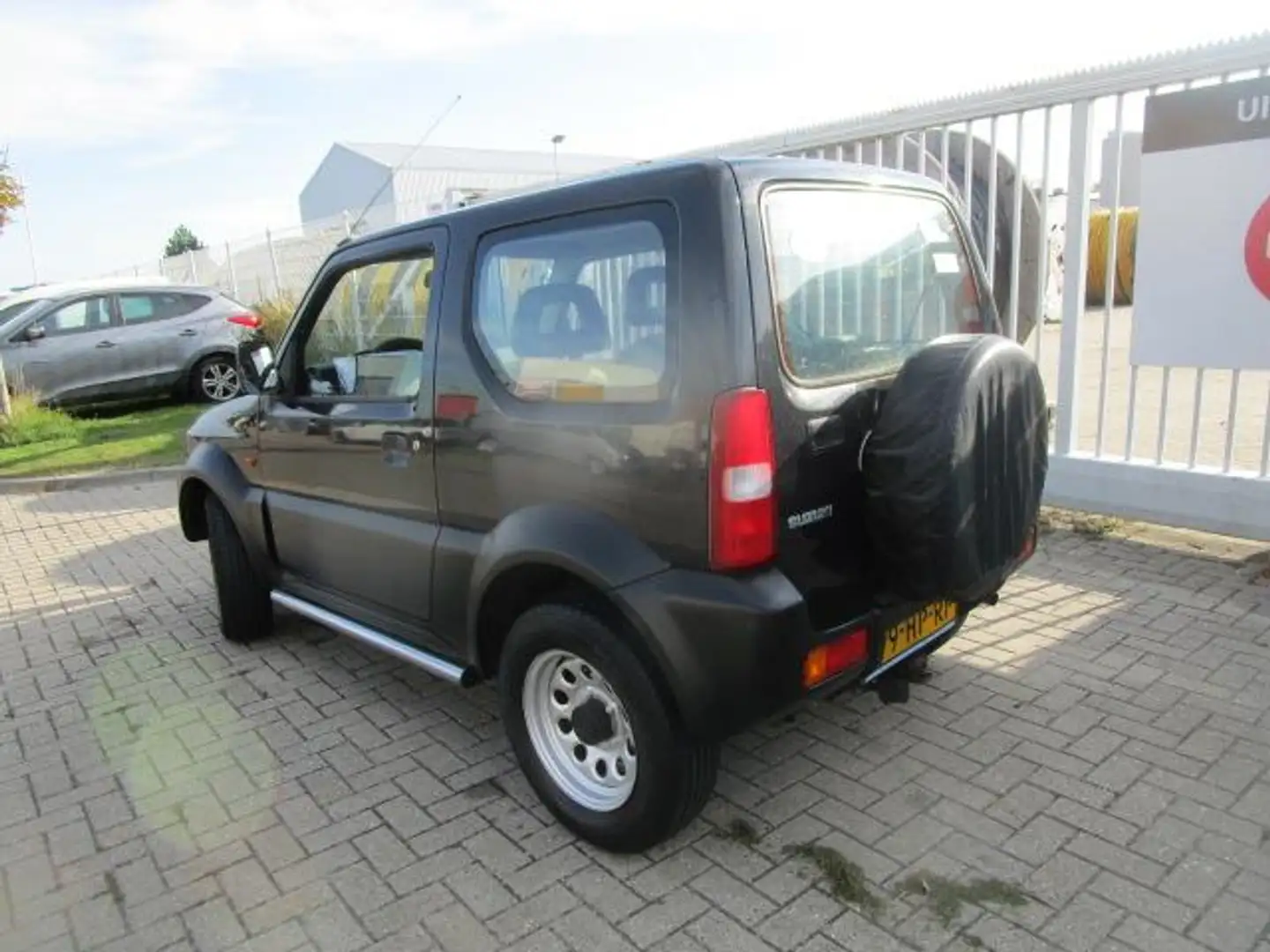 Suzuki Jimny 1.3 JX 2WD Zwart - 2