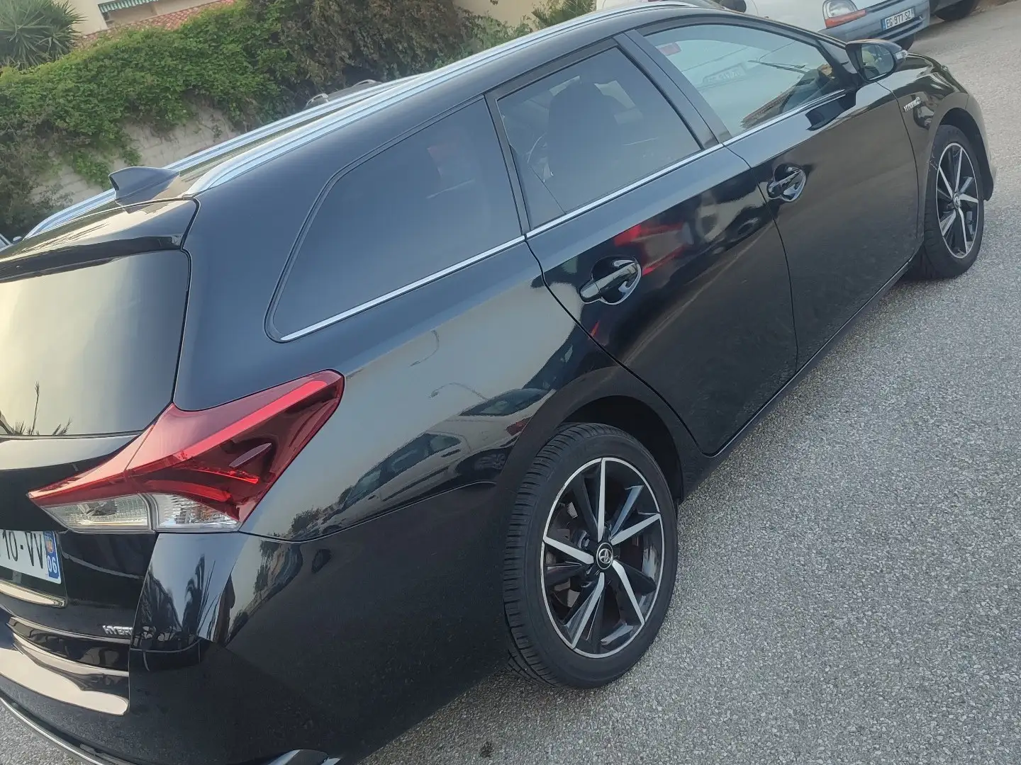 Toyota Auris Auris touring sport 136h Hybride/ Décembre 2018. F Чорний - 2