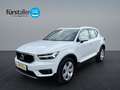 Volvo XC40 D3 AWD Geartronic Momentum Weiß - thumbnail 1