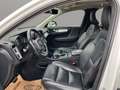 Volvo XC40 D3 AWD Geartronic Momentum Weiß - thumbnail 9
