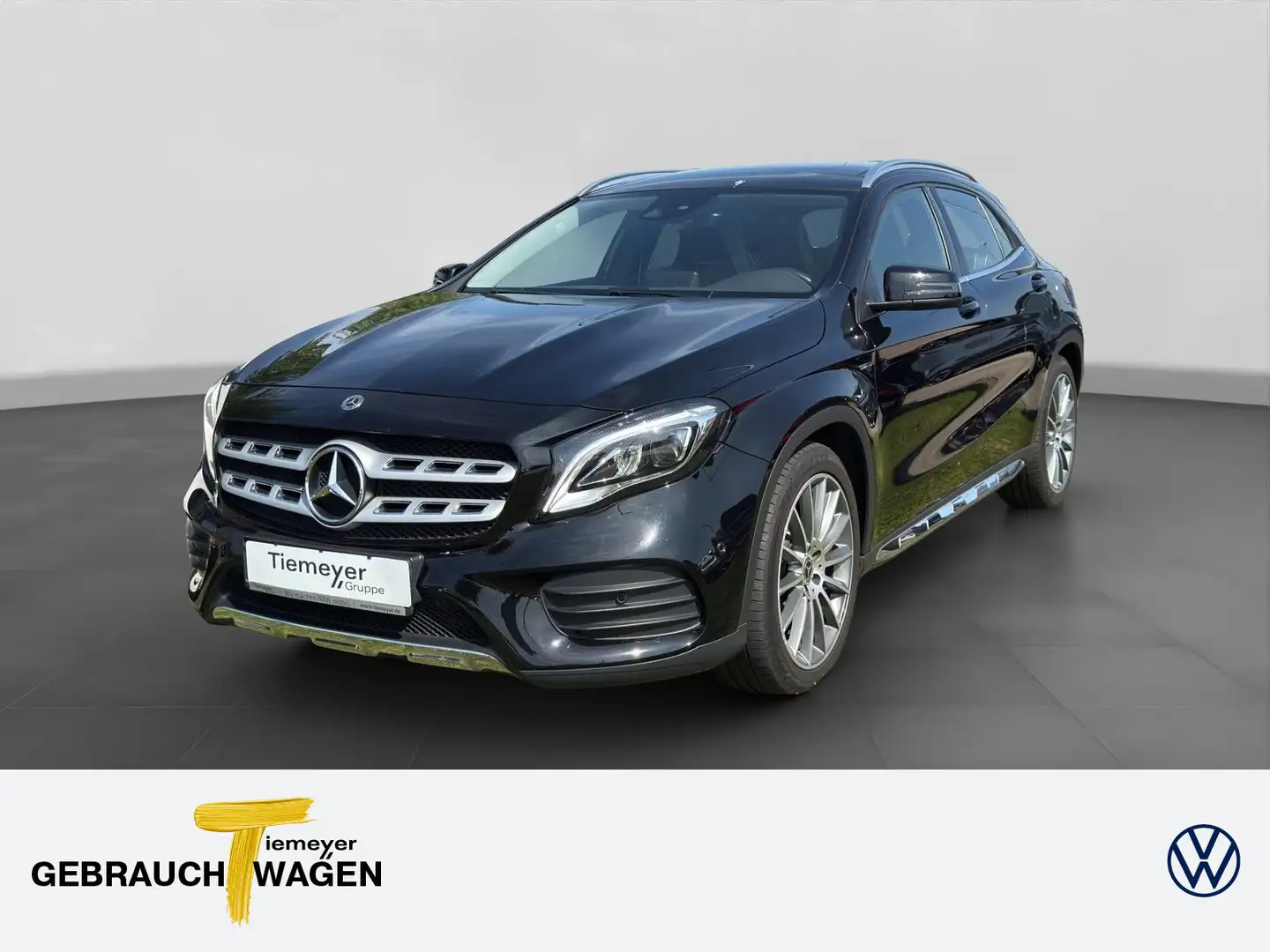 Mercedes-Benz GLA 180 URBAN STYLE EDITION PANO LED Schwarz - 1