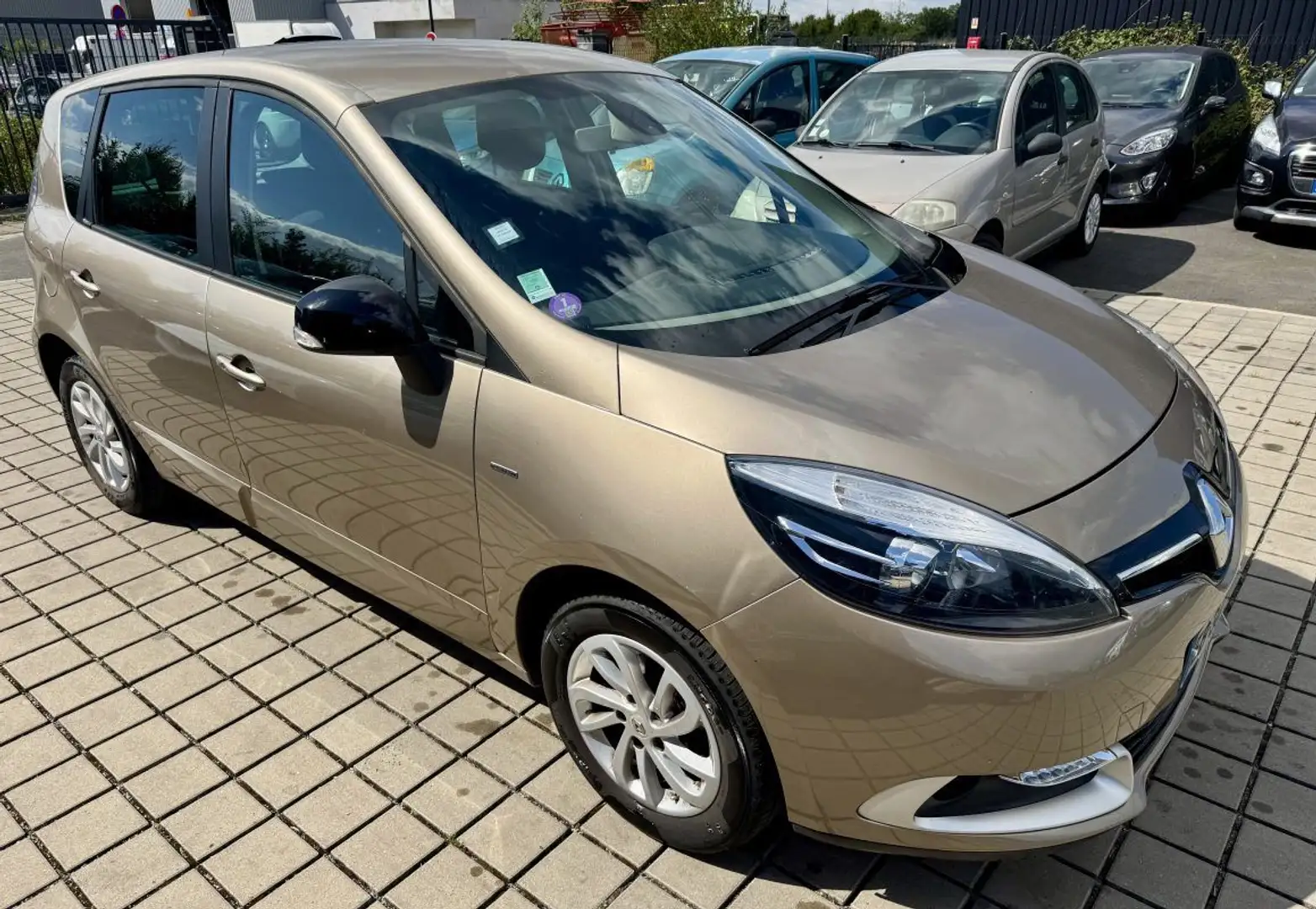 Renault Megane SCENIC 1.2 TCe 115ch Energy Zen Euro6 2015 Beige - 2