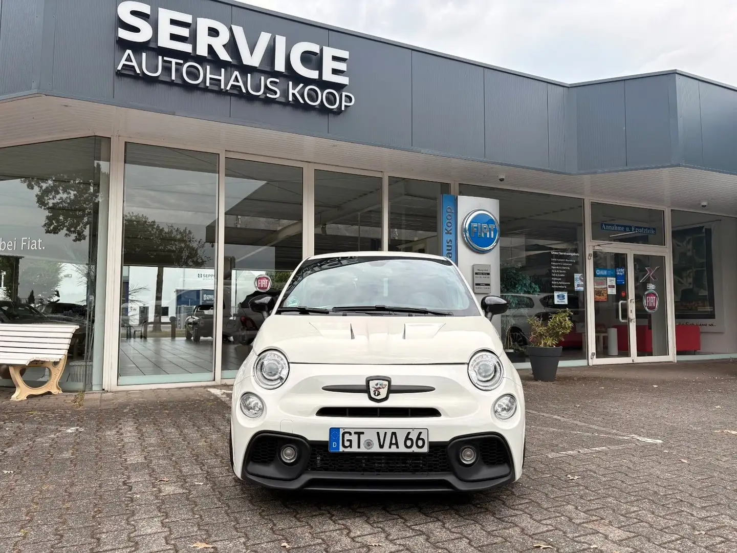 Abarth 595 Competizione G-Tech Weiß - 2