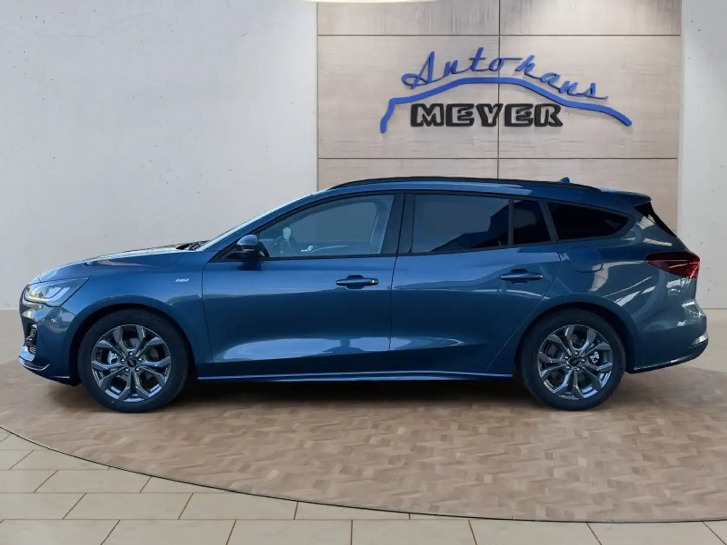 Ford Focus ST-Line X 1.0 155PS Aut.aAHK/LED/Kamera/Winterp. Modrá - 2