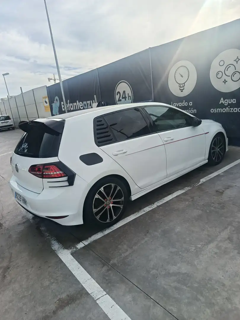 Volkswagen Golf 1.6TDI CR Advance BMT Rabbit 105 - 1