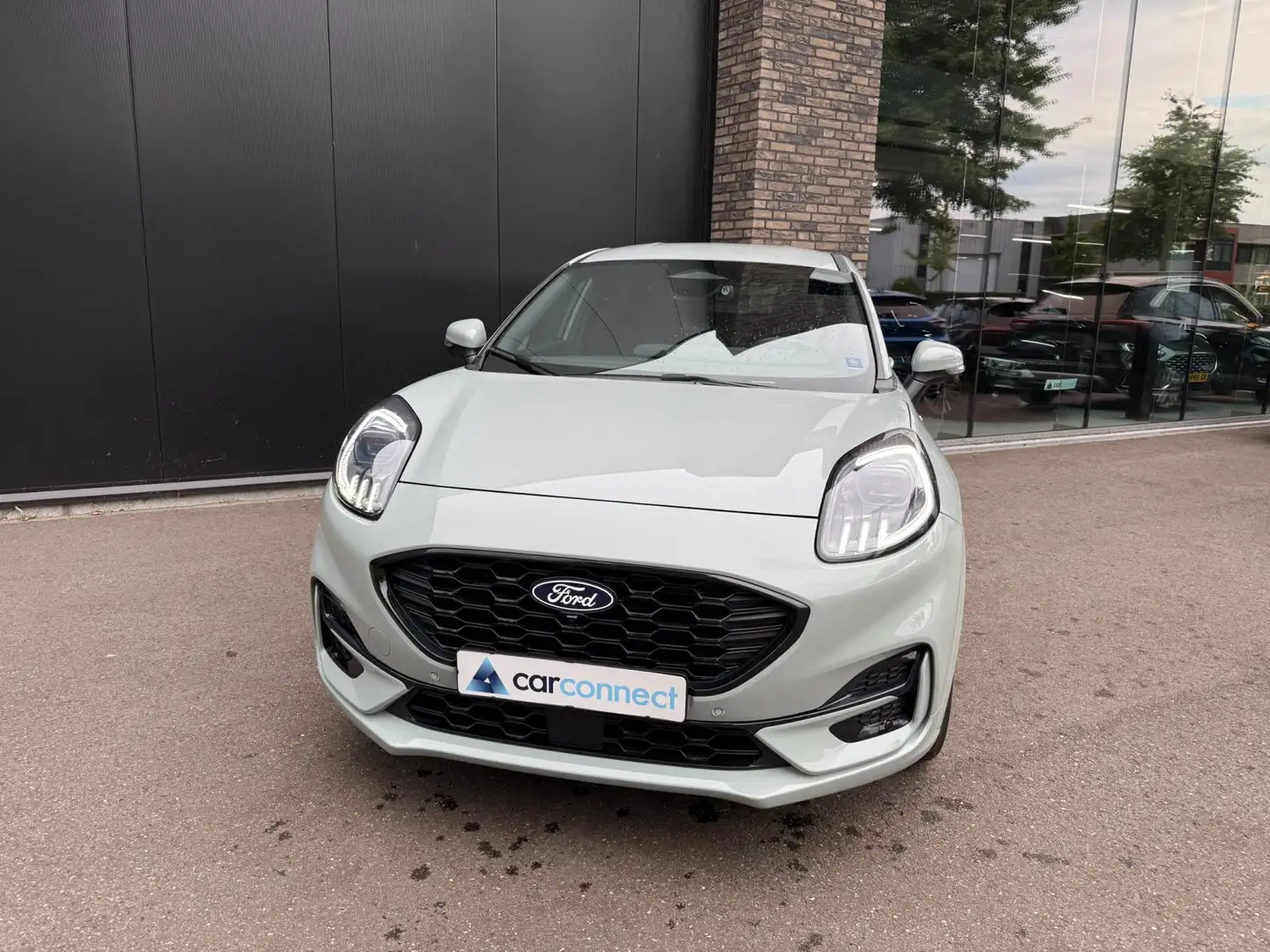 Ford Puma 1.0 Eco 125pk AUT. Hybrid ST-Line X Trekhaak Navi, Grijs - 2