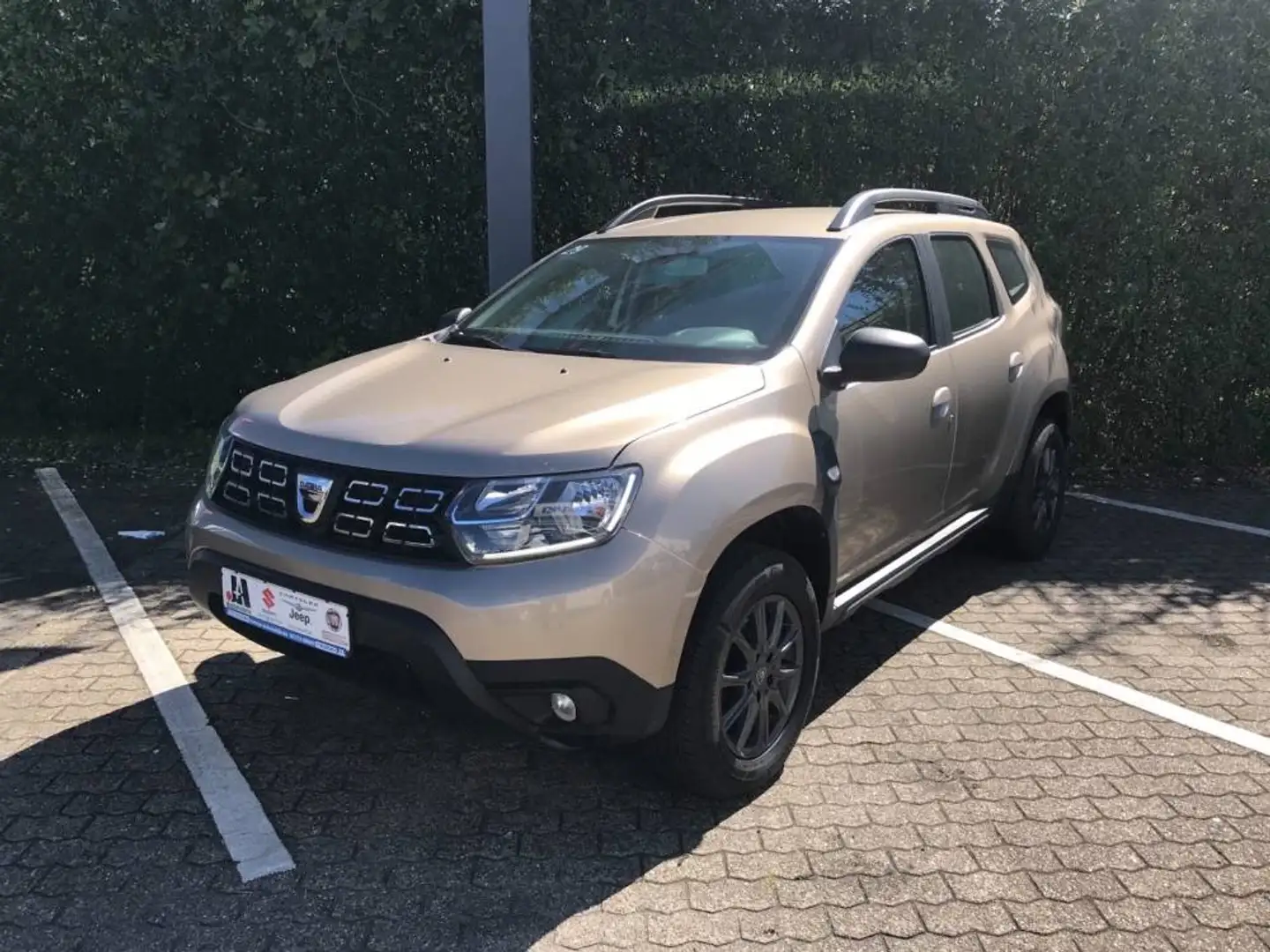 Dacia Duster DUSTER Comfort TCe 125 1.2 Beżowy - 1