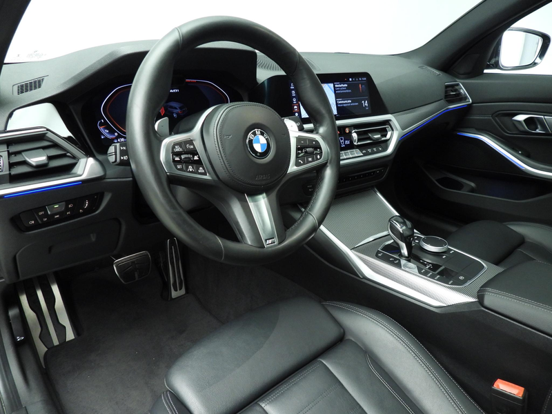 BMW 340 3 Serie Touring M340i xDrive Panoramadak / LEDER / — photo 6