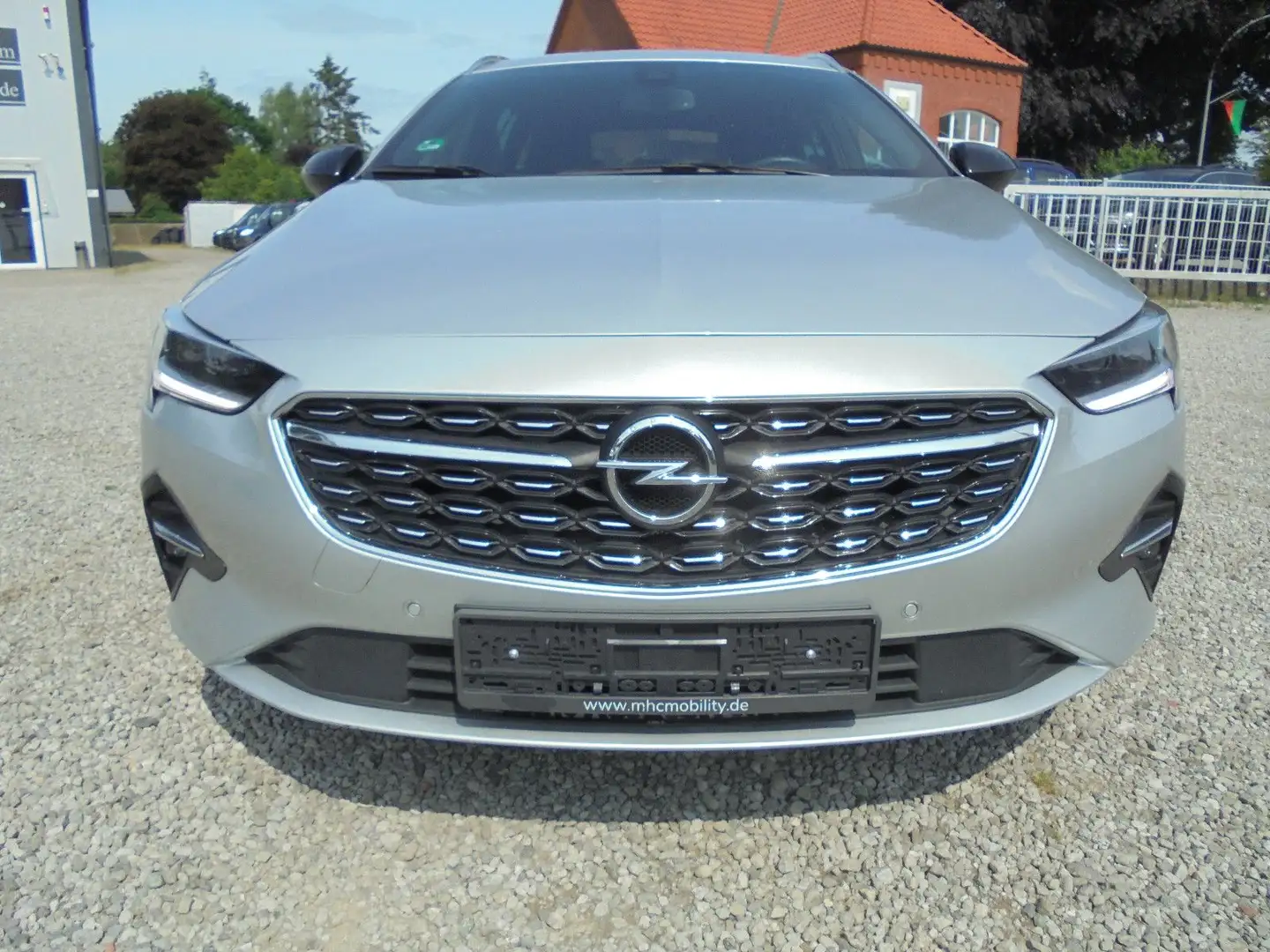 Opel Insignia B Sports Tourer Business Plateado - 2