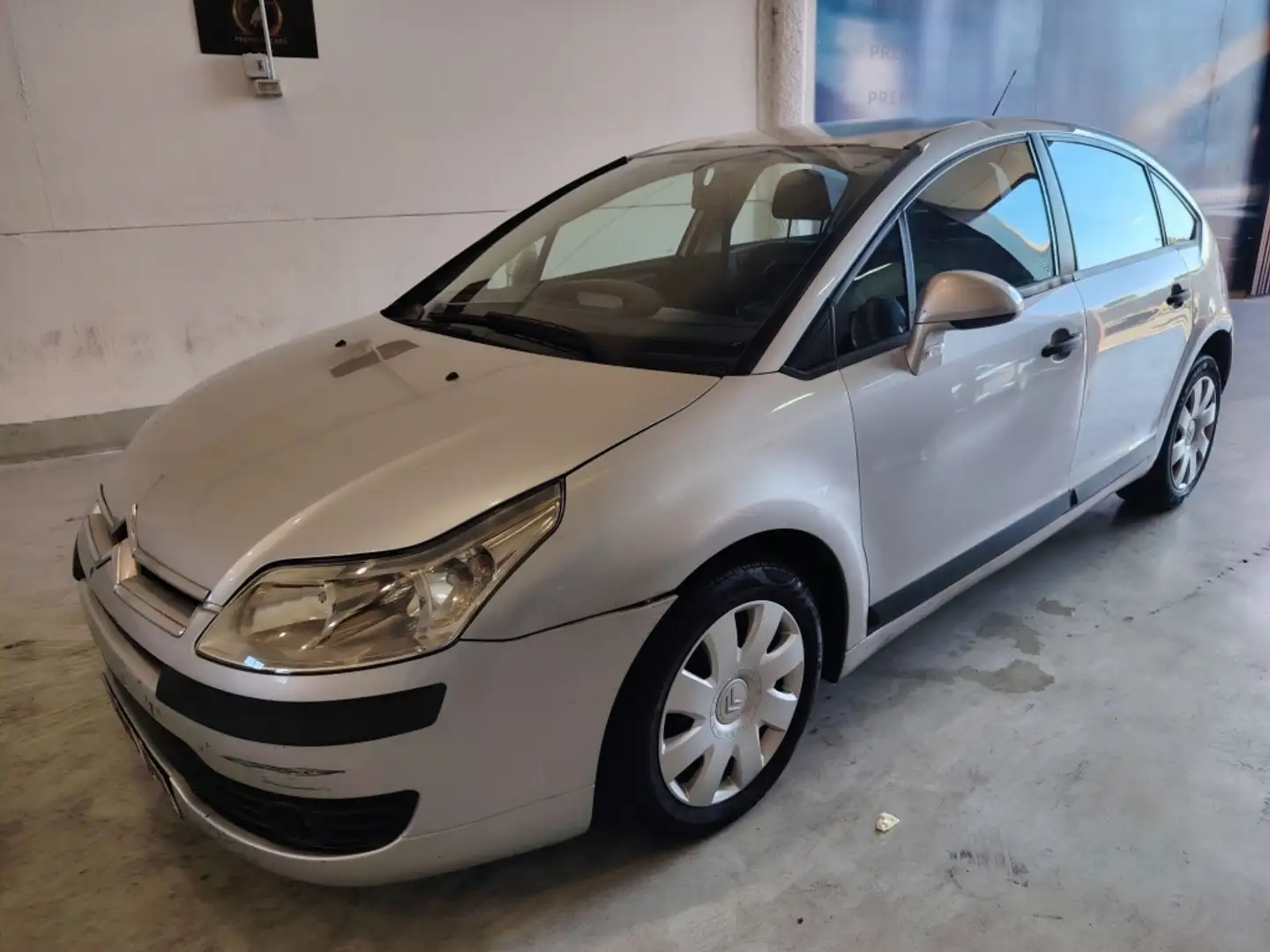 Citroen C4 1.6HDI Premier 92 Plateado - 1