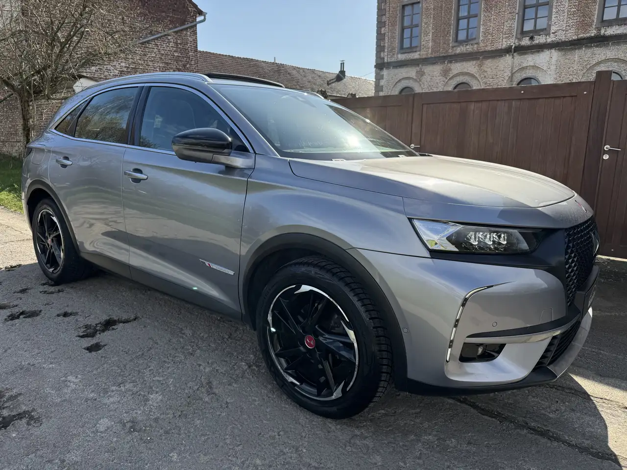 DS Automobiles DS 7 Crossback
