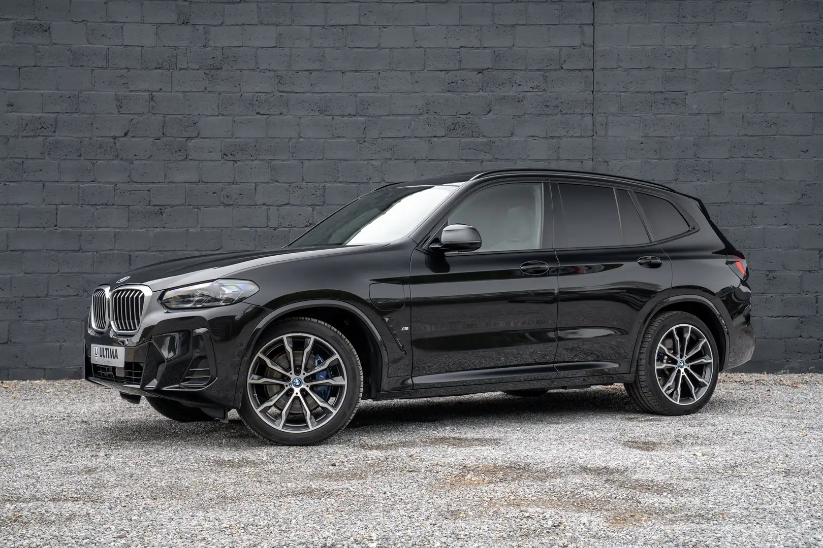 BMW X3 30e PHEV MPACK/MSEATS/PANO/HARMAN/HUD Noir - 1