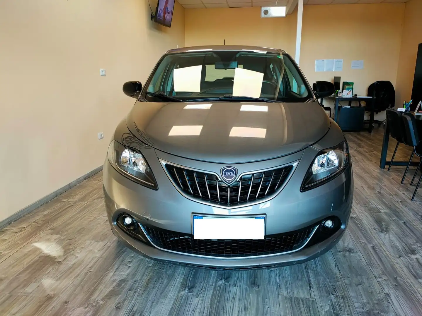 Lancia Ypsilon Ypsilon III 2021 1.0 firefly hybrid Gold s Grigio - 1