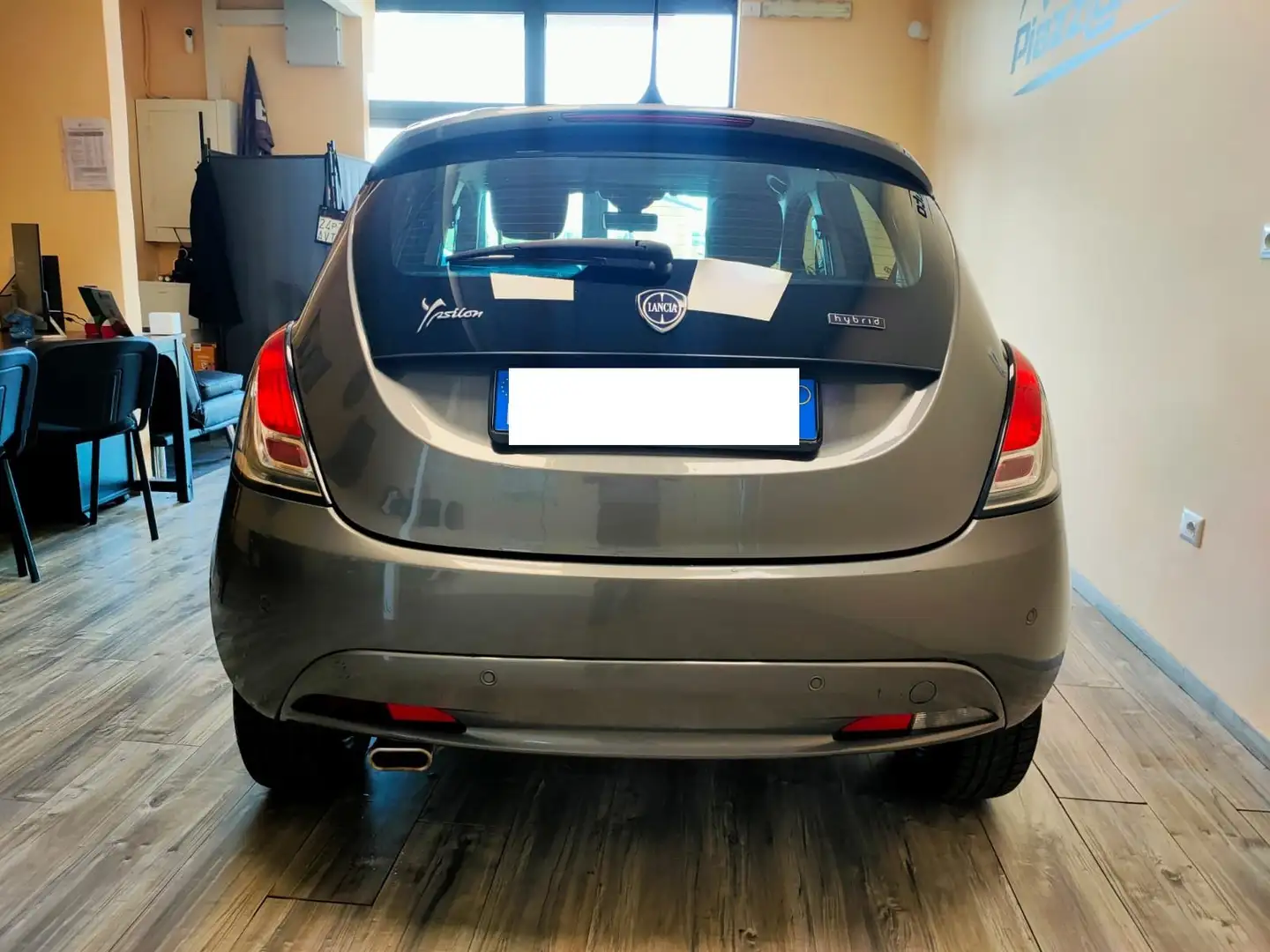 Lancia Ypsilon Ypsilon III 2021 1.0 firefly hybrid Gold s Grigio - 2